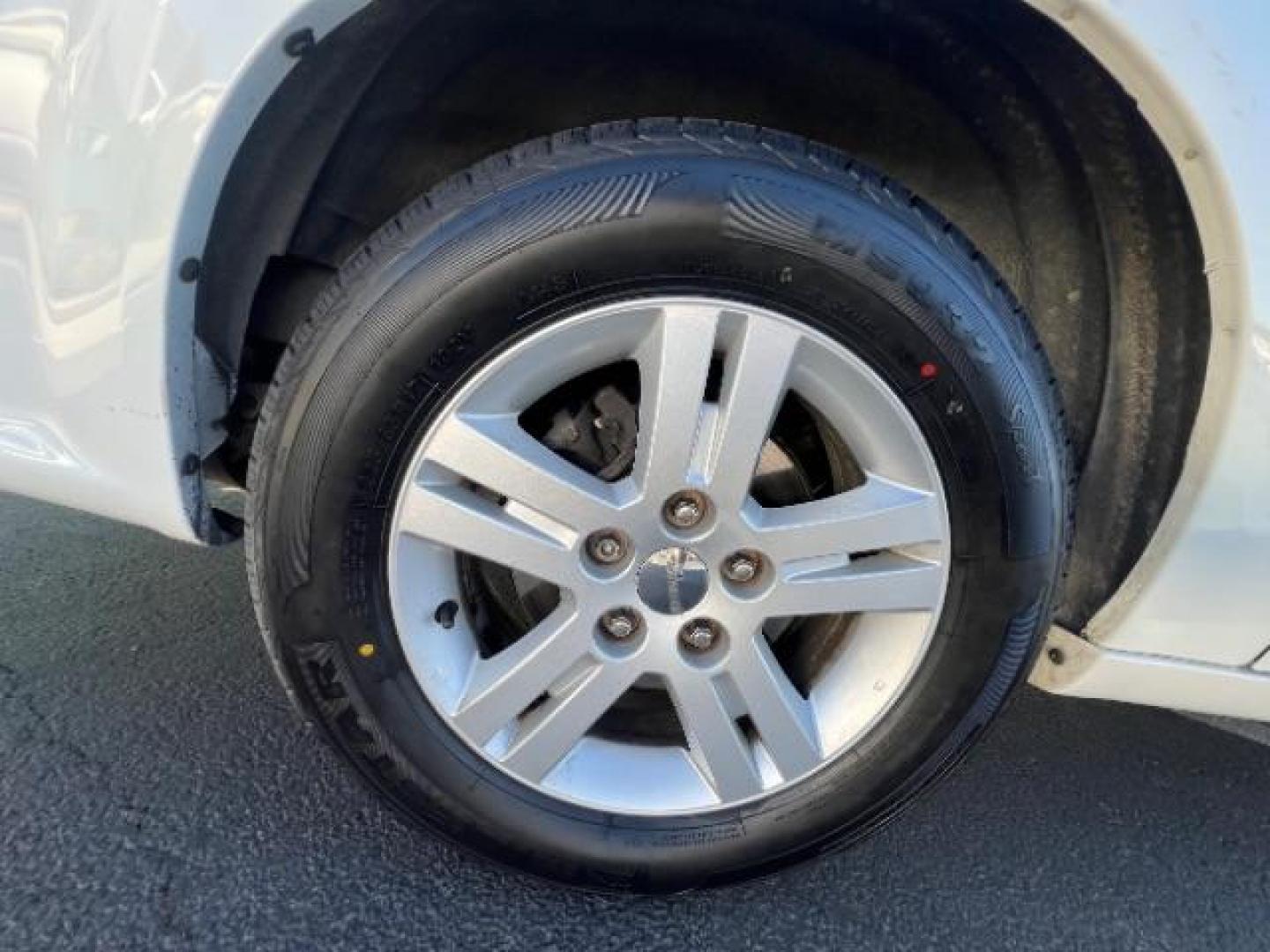 2011 Stone White /Black/Light Graystone Cloth Interior Dodge Grand Caravan Crew (2D4RN5DG0BR) with an 3.6L V6 DOHC 24V engine, 6-Speed Automatic transmission, located at 1865 East Red Hills Pkwy, St. George, 84770, (435) 628-0023, 37.120850, -113.543640 - We specialize in helping ALL people get the best financing available. No matter your credit score, good, bad or none we can get you an amazing rate. Had a bankruptcy, divorce, or repossessions? We give you the green light to get your credit back on the road. Low down and affordable payments that fit - Photo#8