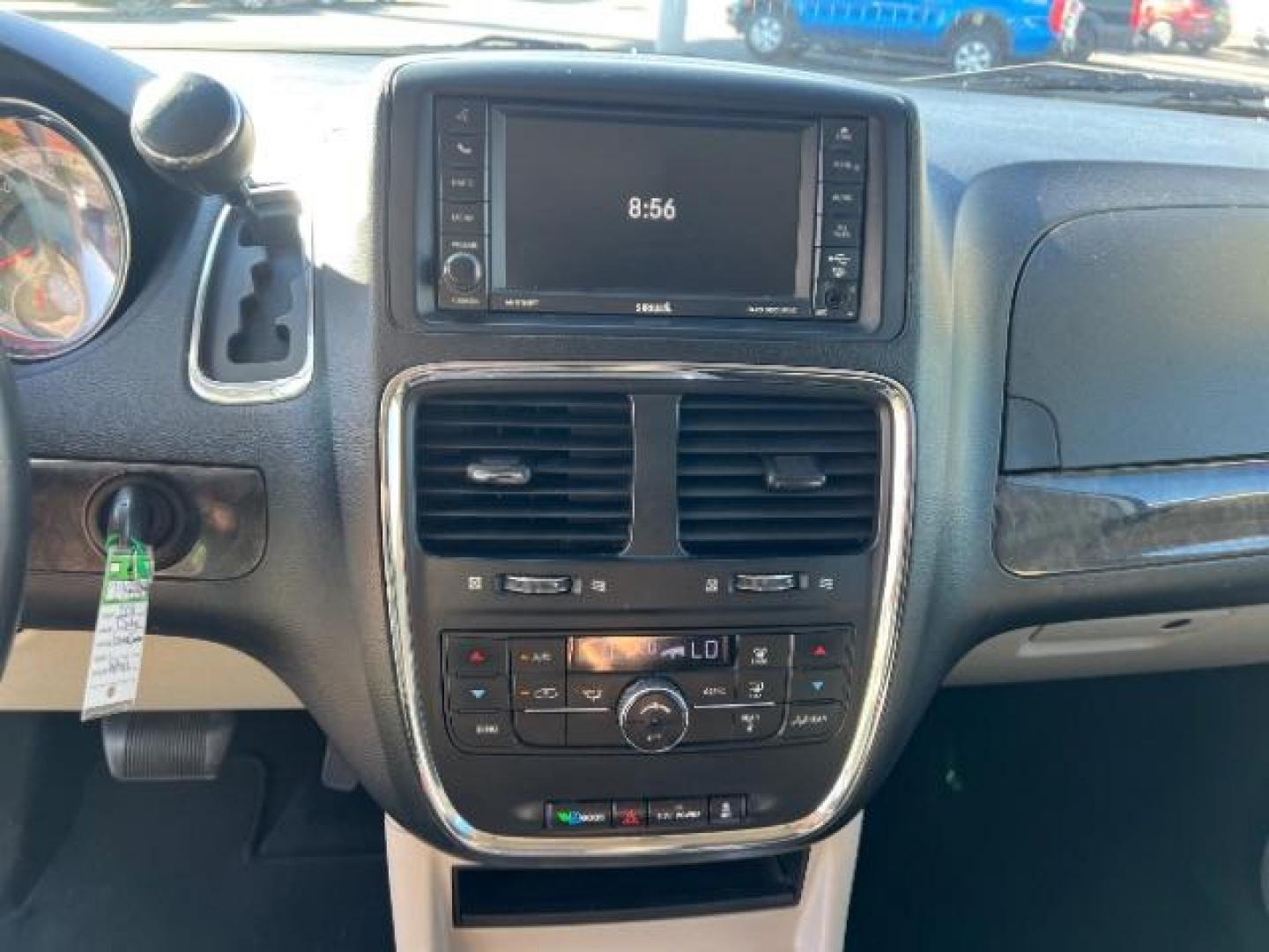 2011 Stone White /Black/Light Graystone Cloth Interior Dodge Grand Caravan Crew (2D4RN5DG0BR) with an 3.6L V6 DOHC 24V engine, 6-Speed Automatic transmission, located at 1865 East Red Hills Pkwy, St. George, 84770, (435) 628-0023, 37.120850, -113.543640 - We specialize in helping ALL people get the best financing available. No matter your credit score, good, bad or none we can get you an amazing rate. Had a bankruptcy, divorce, or repossessions? We give you the green light to get your credit back on the road. Low down and affordable payments that fit - Photo#17