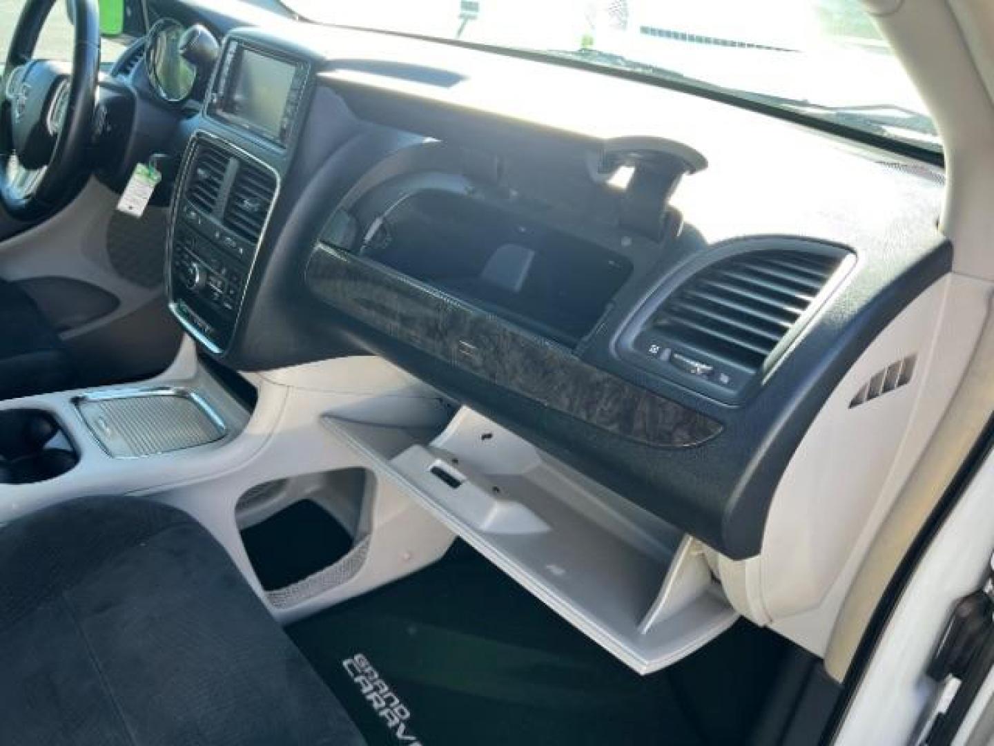 2011 Stone White /Black/Light Graystone Cloth Interior Dodge Grand Caravan Crew (2D4RN5DG0BR) with an 3.6L V6 DOHC 24V engine, 6-Speed Automatic transmission, located at 1865 East Red Hills Pkwy, St. George, 84770, (435) 628-0023, 37.120850, -113.543640 - We specialize in helping ALL people get the best financing available. No matter your credit score, good, bad or none we can get you an amazing rate. Had a bankruptcy, divorce, or repossessions? We give you the green light to get your credit back on the road. Low down and affordable payments that fit - Photo#29