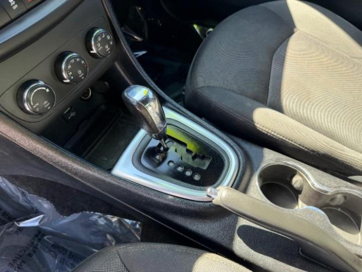 2013 Black /Black Cloth Interior Dodge Avenger SXT (1C3CDZCG1DN) with an 3.6L V6 DOHC 24V FFV engine, 6-Speed Automatic transmission, located at 1865 East Red Hills Pkwy, St. George, 84770, (435) 628-0023, 37.120850, -113.543640 - We specialize in helping ALL people get the best financing available. No matter your credit score, good, bad or none we can get you an amazing rate. Had a bankruptcy, divorce, or repossessions? We give you the green light to get your credit back on the road. Low down and affordable payments that fit - Photo#20