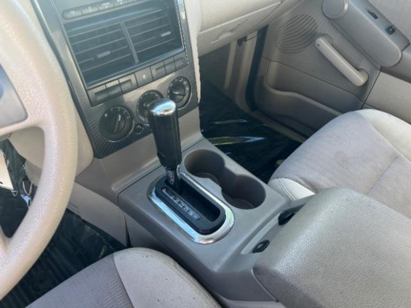 2007 Silver Birch Metalli /Camel Cloth Interior Ford Explorer Sport Trac XLT 4.0L 2WD (1FMEU31KX7U) with an 4.0L V6 SOHC 12V FFV engine, 5-Speed Automatic transmission, located at 1865 East Red Hills Pkwy, St. George, 84770, (435) 628-0023, 37.120850, -113.543640 - Photo#17