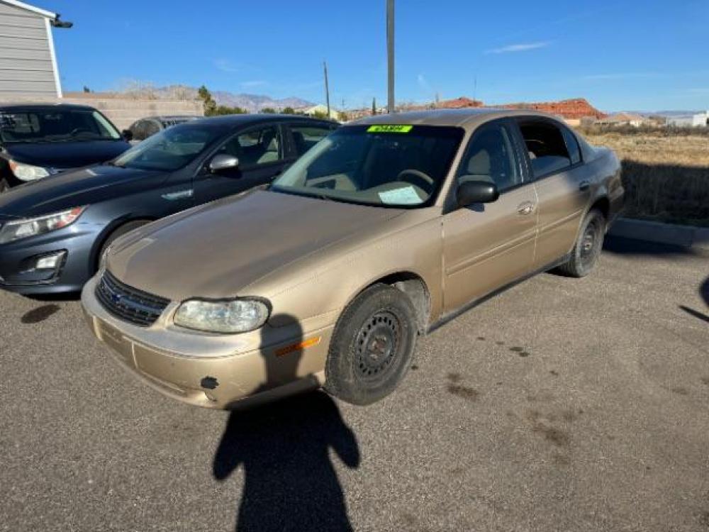 2001 Medium Bronzemist Me /Neutral Cloth Chevrolet Malibu Base (1G1ND52J21M) with an 3.1L V6 OHV 12V engine, 4-Speed Automatic transmission, located at 1865 East Red Hills Pkwy, St. George, 84770, (435) 628-0023, 37.120850, -113.543640 - Photo #1