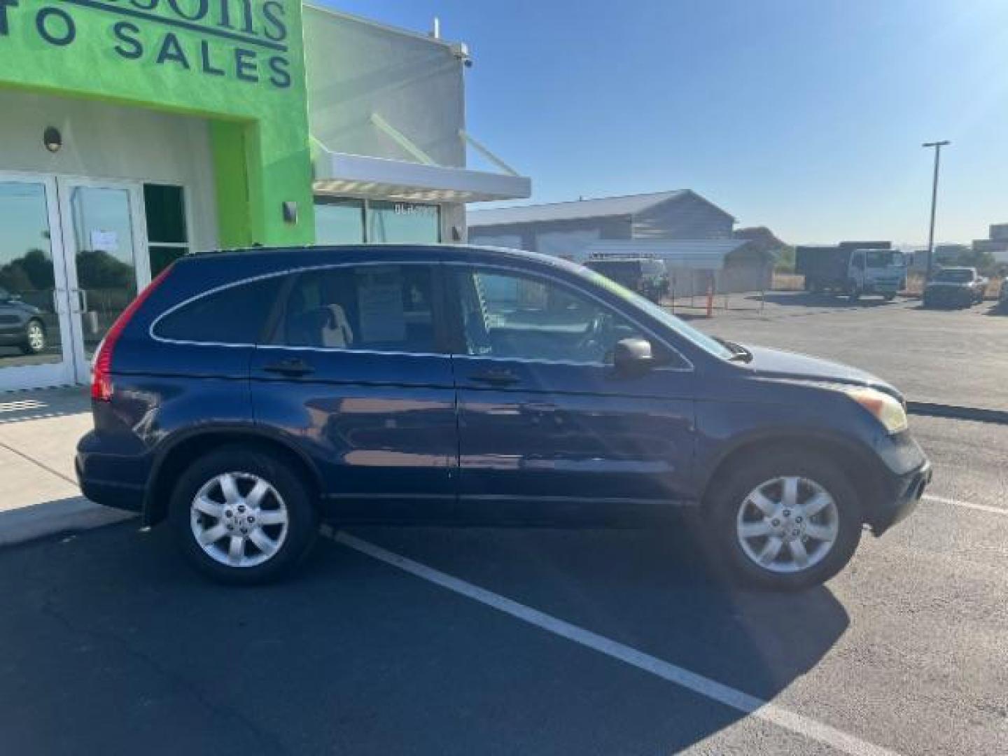 2008 Royal Blue Pearl /Black Cloth Interior Honda CR-V EX 2WD AT (5J6RE38518L) with an 2.4L L4 DOHC 16V engine, 5-Speed Automatic transmission, located at 940 North Main Street, Cedar City, UT, 84720, (435) 628-0023, 37.692936, -113.061897 - We specialize in helping ALL people get the best financing available. No matter your credit score, good, bad or none we can get you an amazing rate. Had a bankruptcy, divorce, or repossessions? We give you the green light to get your credit back on the road. Low down and affordable payments that fit - Photo#7