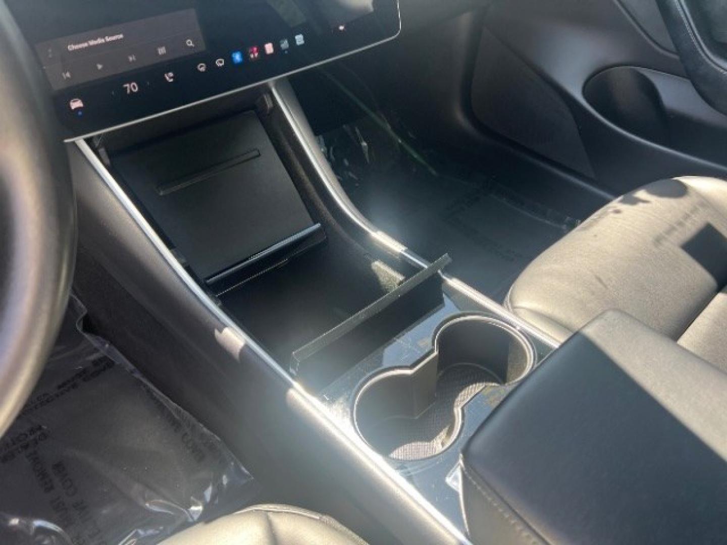 2019 Black /BLACK LEATHER Tesla Model 3 Long Range (5YJ3E1EB2KF) with an ELECTRIC engine, Electric transmission, located at 1865 East Red Hills Pkwy, St. George, 84770, (435) 628-0023, 37.120850, -113.543640 - Tesla Model 3 All Wheel Drive Long Range HW3 and 5 Seats, Great condition. Every Tesla we sell has had cabin air filter replaced, radiator cleaned, fluids topped AND comes with a mobile charging kit! Battery is healthy and gets 260 on full Charge.Recurrent Battery health report:Range Score: Good 8- Photo#18