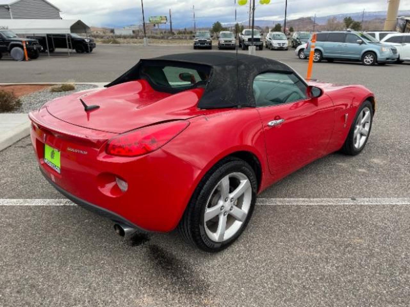 2008 Aggressive with Darkside (Black) Soft Top /Ebony Cloth Interior Pontiac Solstice Base (1G2MC35B18Y) with an 2.4L L4 DOHC 16V engine, 5-Speed Automatic transmission, located at 1865 East Red Hills Pkwy, St. George, 84770, (435) 628-0023, 37.120850, -113.543640 - We specialize in helping ALL people get the best financing available. No matter your credit score, good, bad or none we can get you an amazing rate. Had a bankruptcy, divorce, or repossessions? We give you the green light to get your credit back on the road. Low down and affordable payments that fit - Photo #9