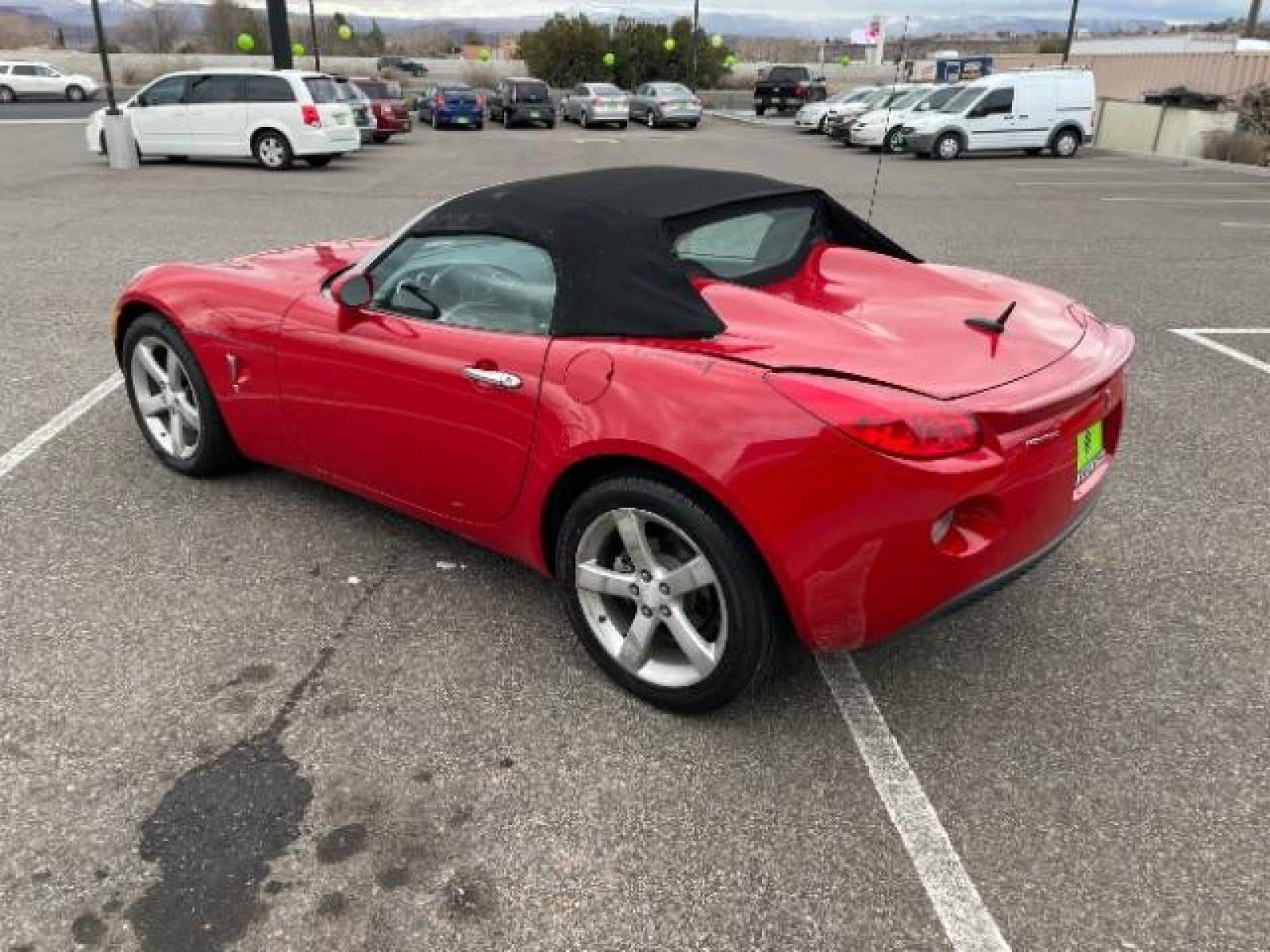 2008 Aggressive with Darkside (Black) Soft Top /Ebony Cloth Interior Pontiac Solstice Base (1G2MC35B18Y) with an 2.4L L4 DOHC 16V engine, 5-Speed Automatic transmission, located at 1865 East Red Hills Pkwy, St. George, 84770, (435) 628-0023, 37.120850, -113.543640 - We specialize in helping ALL people get the best financing available. No matter your credit score, good, bad or none we can get you an amazing rate. Had a bankruptcy, divorce, or repossessions? We give you the green light to get your credit back on the road. Low down and affordable payments that fit - Photo #6