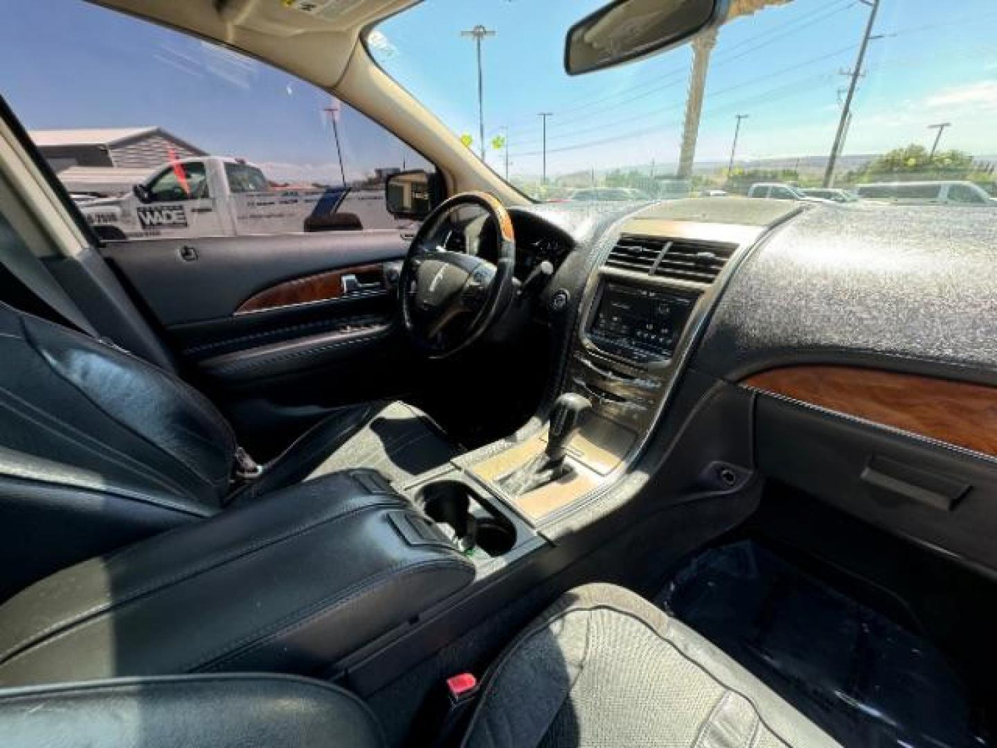 2011 Earth Metallic /Charcoal Black Leather Interior Lincoln MKX FWD (2LMDJ6JK0BB) with an 3.7L V6 DOHC 24V engine, 6-Speed Automatic transmission, located at 940 North Main Street, Cedar City, UT, 84720, (435) 628-0023, 37.692936, -113.061897 - We specialize in helping ALL people get the best financing available. No matter your credit score, good, bad or none we can get you an amazing rate. Had a bankruptcy, divorce, or repossessions? We give you the green light to get your credit back on the road. Low down and affordable payments that fit - Photo#32