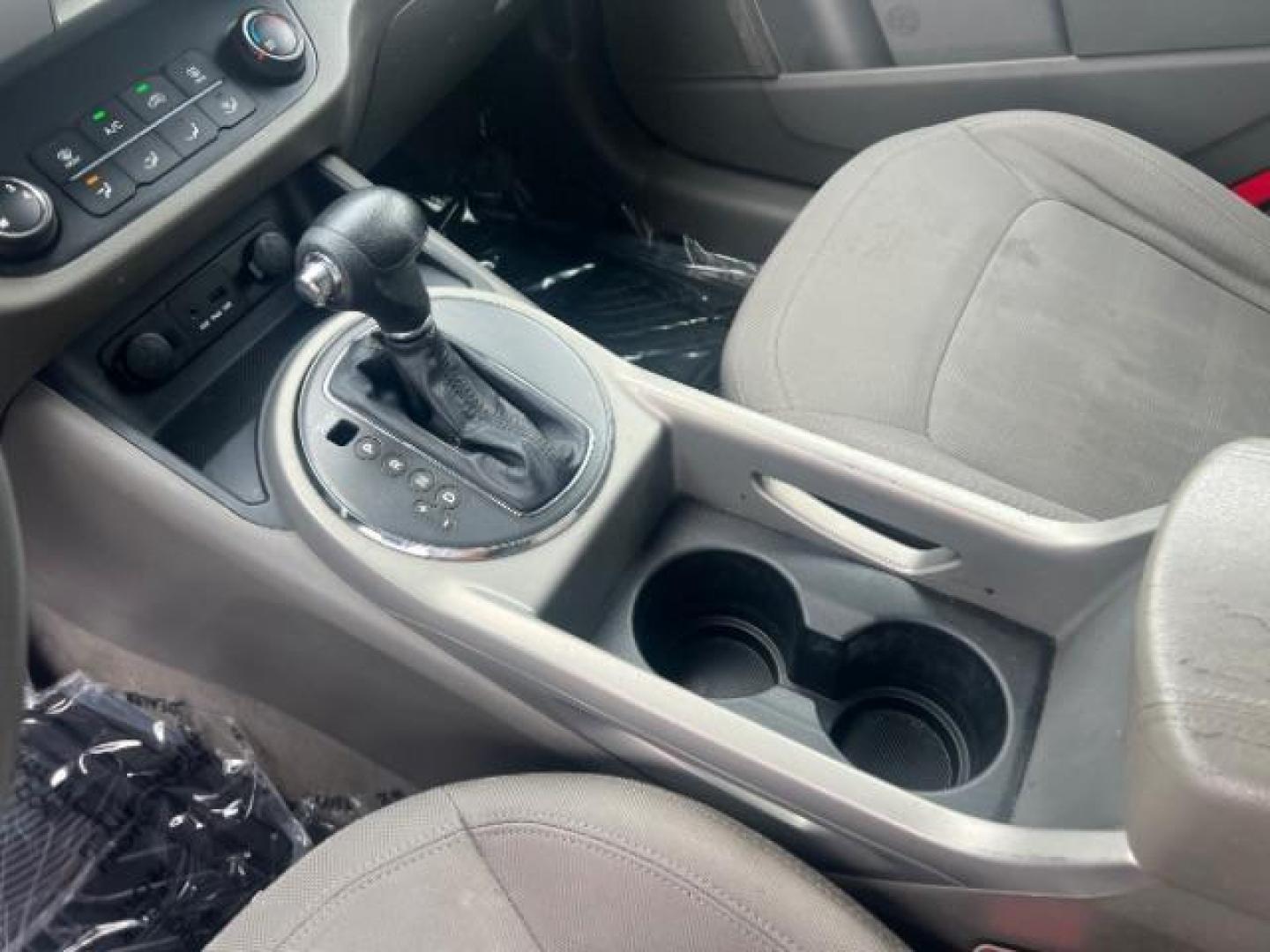 2011 Signal Red Metallic /Alpine Gray Cloth In Kia Sportage LX FWD (KNDPB3A27B7) with an 2.4L V6 DOHC 24V engine, 6-Speed Automatic transmission, located at 940 North Main Street, Cedar City, UT, 84720, (435) 628-0023, 37.692936, -113.061897 - We specialize in helping ALL people get the best financing available. No matter your credit score, good, bad or none we can get you an amazing rate. Had a bankruptcy, divorce, or repossessions? We give you the green light to get your credit back on the road. Low down and affordable payments that fit - Photo#18