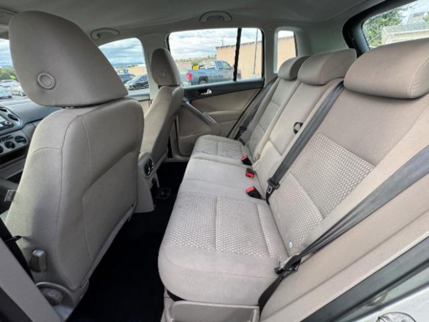 2009 Reflex Silver Metallic /Charcoal Cloth Inter Volkswagen Tiguan SE (WVGAV75N39W) with an 2.0L L4 DOHC 16V TUR engine, 6-Speed Automatic transmission, located at 1865 East Red Hills Pkwy, St. George, 84770, (435) 628-0023, 37.120850, -113.543640 - We specialize in helping ALL people get the best financing available. No matter your credit score, good, bad or none we can get you an amazing rate. Had a bankruptcy, divorce, or repossessions? We give you the green light to get your credit back on the road. Low down and affordable payments that fit - Photo#25