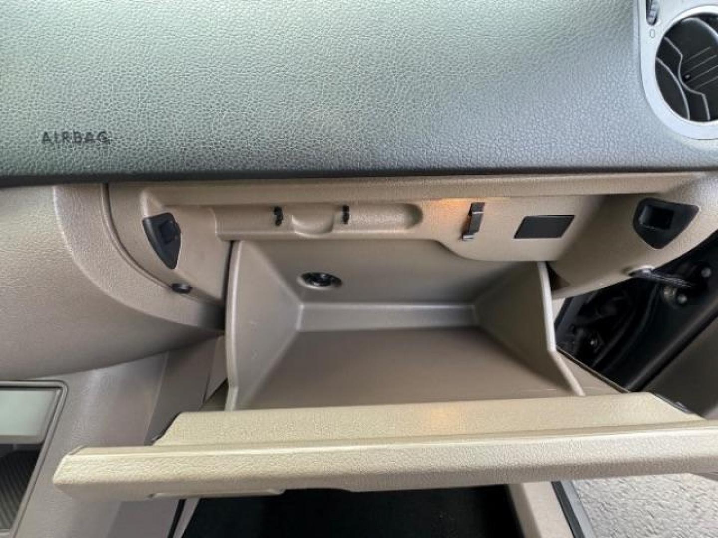 2009 Reflex Silver Metallic /Charcoal Cloth Inter Volkswagen Tiguan SE (WVGAV75N39W) with an 2.0L L4 DOHC 16V TUR engine, 6-Speed Automatic transmission, located at 1865 East Red Hills Pkwy, St. George, 84770, (435) 628-0023, 37.120850, -113.543640 - We specialize in helping ALL people get the best financing available. No matter your credit score, good, bad or none we can get you an amazing rate. Had a bankruptcy, divorce, or repossessions? We give you the green light to get your credit back on the road. Low down and affordable payments that fit - Photo#36