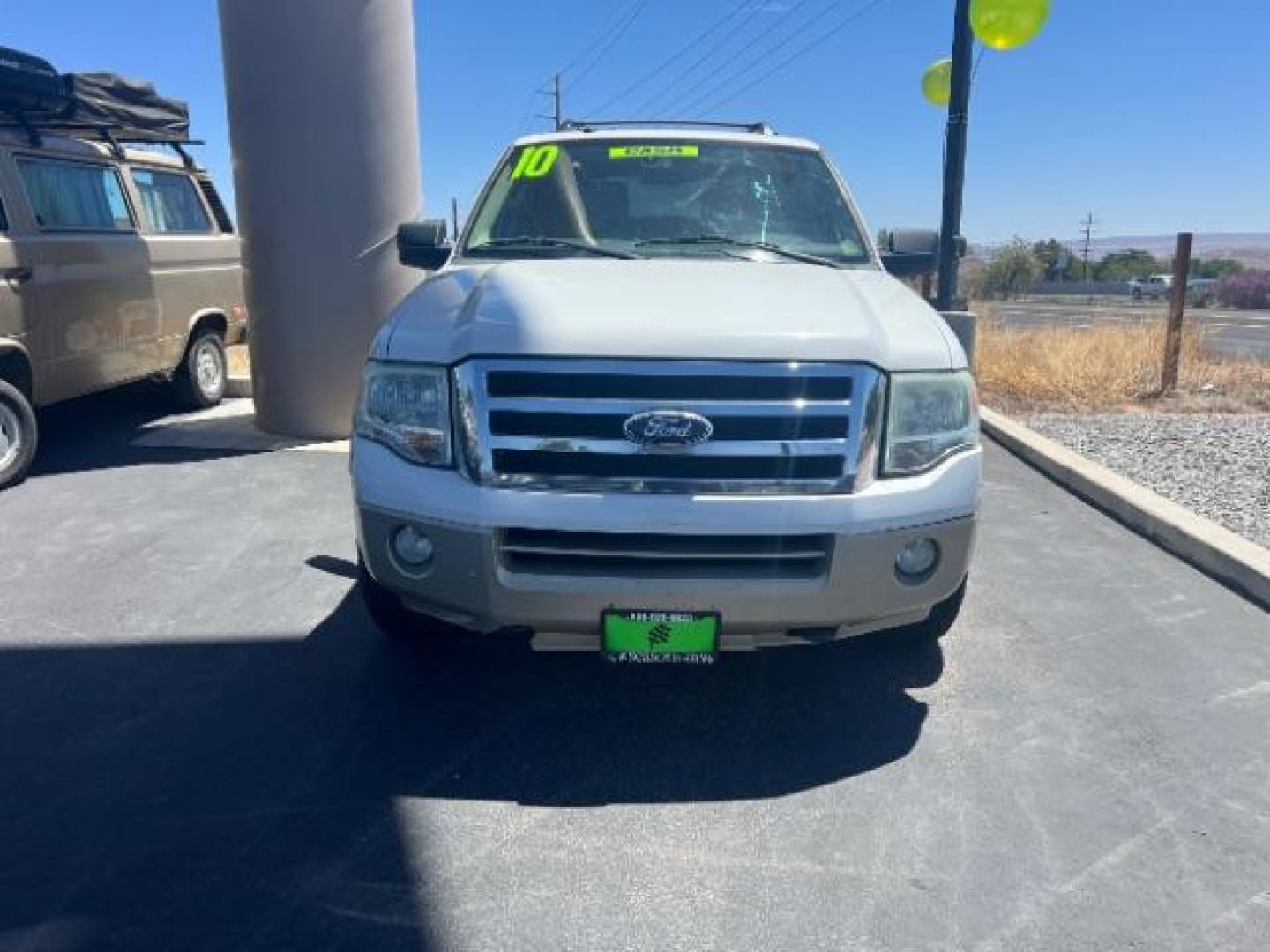 2010 Oxford White /Camel Leather Interi Ford Expedition Eddie Bauer 4WD (1FMJU1J58AE) with an 5.4L V8 SOHC 16V FFV engine, 6-Speed Automatic transmission, located at 1865 East Red Hills Pkwy, St. George, 84770, (435) 628-0023, 37.120850, -113.543640 - This vehicle is a Mechanic Special. This means it will need some love. Runs a drives fine but has body damage, leaks or other mechanical issues. It did NOT pass our 50 point inspection. Get a great deal on a less than perfect car. These cars do NOT qualify for our in house financing. Cash and carry, - Photo#1