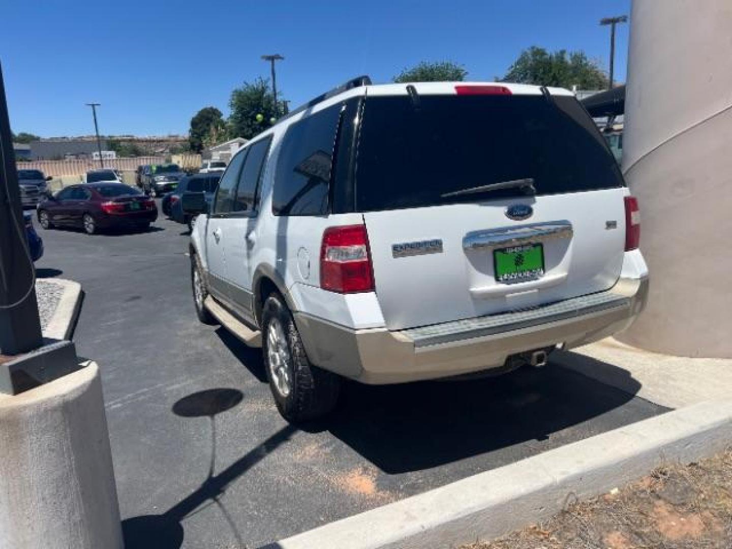 2010 Oxford White /Camel Leather Interi Ford Expedition Eddie Bauer 4WD (1FMJU1J58AE) with an 5.4L V8 SOHC 16V FFV engine, 6-Speed Automatic transmission, located at 1865 East Red Hills Pkwy, St. George, 84770, (435) 628-0023, 37.120850, -113.543640 - This vehicle is a Mechanic Special. This means it will need some love. Runs a drives fine but has body damage, leaks or other mechanical issues. It did NOT pass our 50 point inspection. Get a great deal on a less than perfect car. These cars do NOT qualify for our in house financing. Cash and carry, - Photo#4