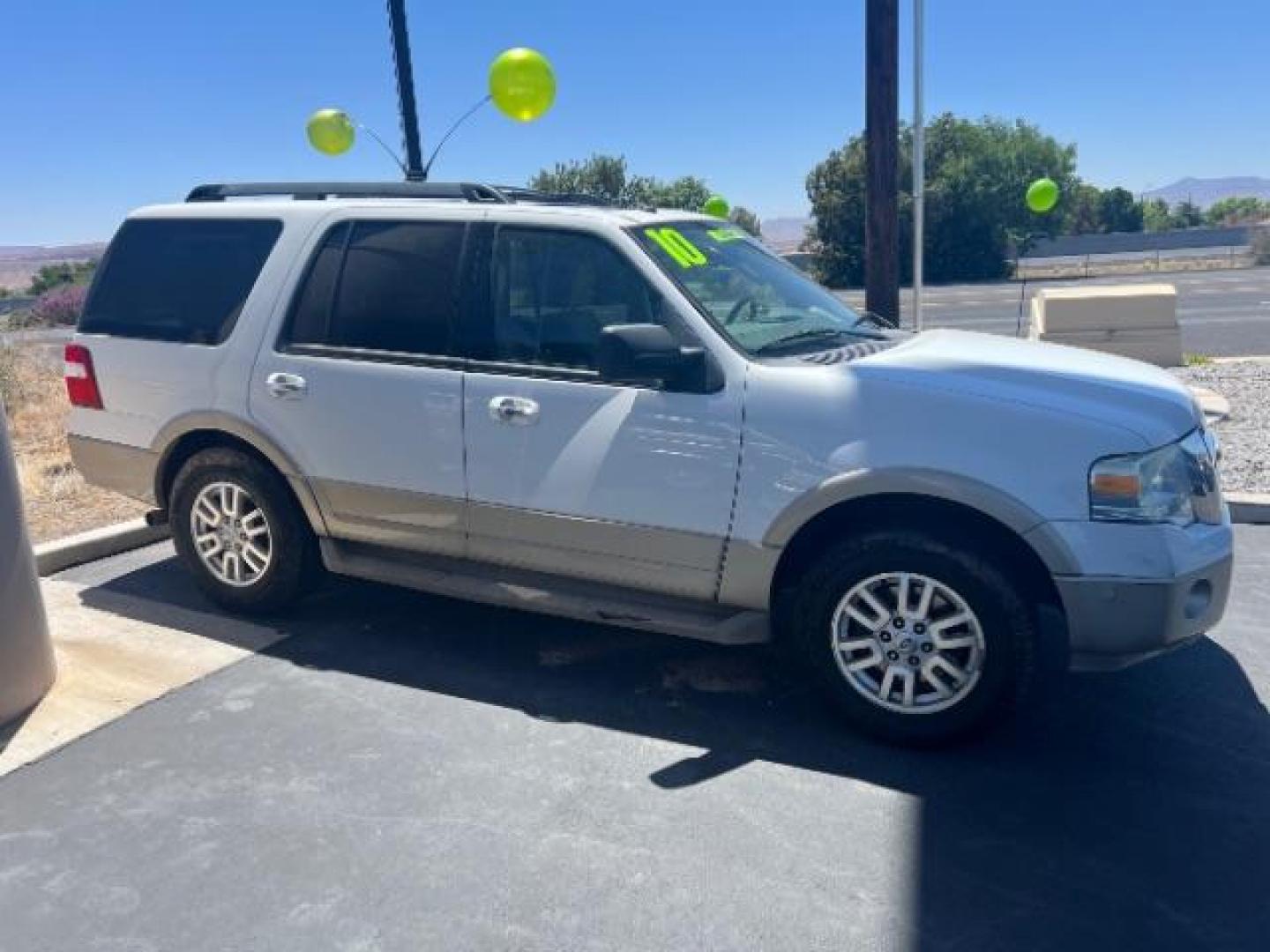 2010 Oxford White /Camel Leather Interi Ford Expedition Eddie Bauer 4WD (1FMJU1J58AE) with an 5.4L V8 SOHC 16V FFV engine, 6-Speed Automatic transmission, located at 1865 East Red Hills Pkwy, St. George, 84770, (435) 628-0023, 37.120850, -113.543640 - This vehicle is a Mechanic Special. This means it will need some love. Runs a drives fine but has body damage, leaks or other mechanical issues. It did NOT pass our 50 point inspection. Get a great deal on a less than perfect car. These cars do NOT qualify for our in house financing. Cash and carry, - Photo#7