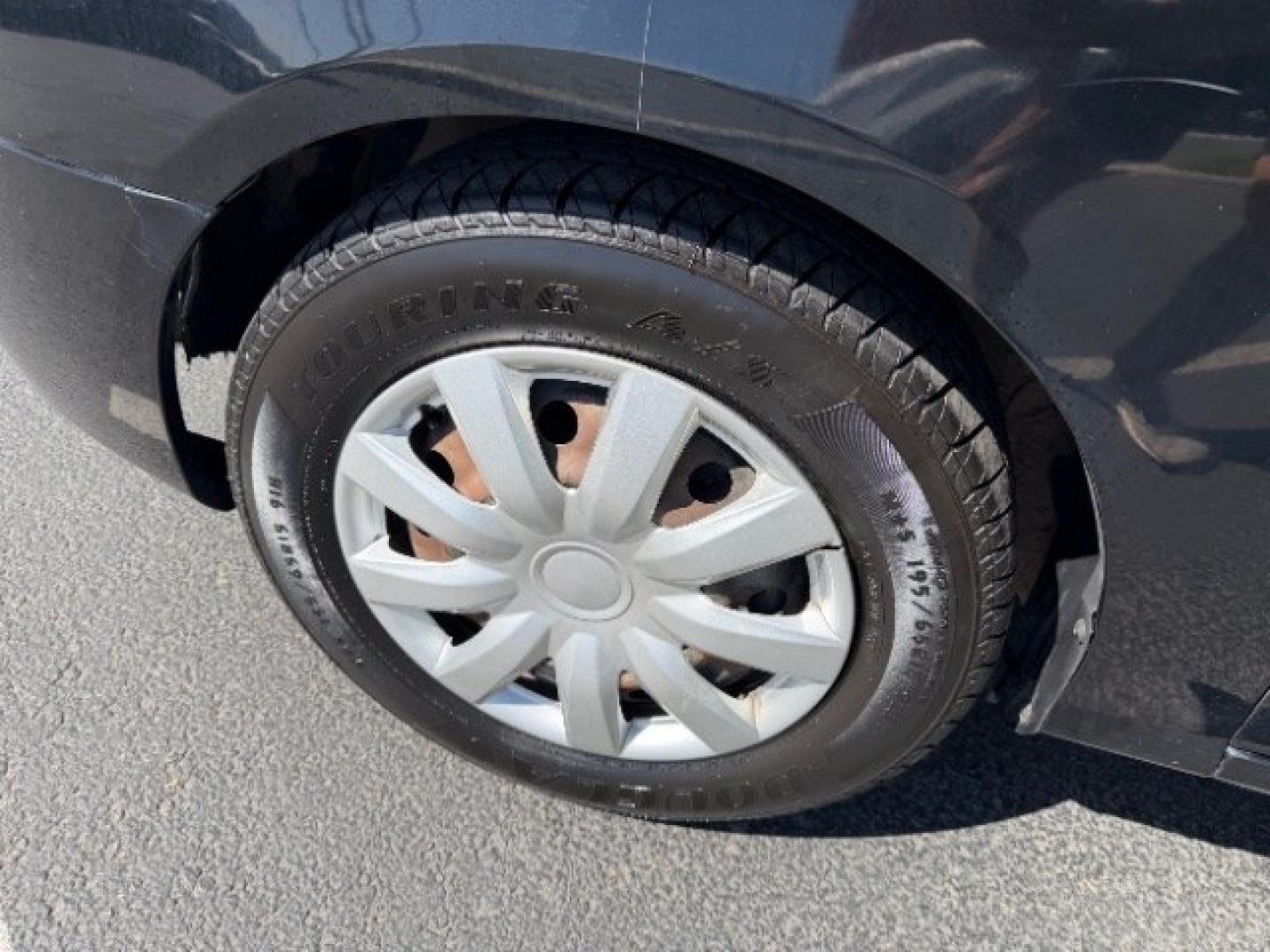 2010 Ebony Black /Gray Cloth Interior Hyundai Elantra SE (KMHDU4AD3AU) with an 2.0L L4 DOHC 16V engine, 4-Speed Automatic transmission, located at 940 North Main Street, Cedar City, UT, 84720, (435) 628-0023, 37.692936, -113.061897- Photo#14