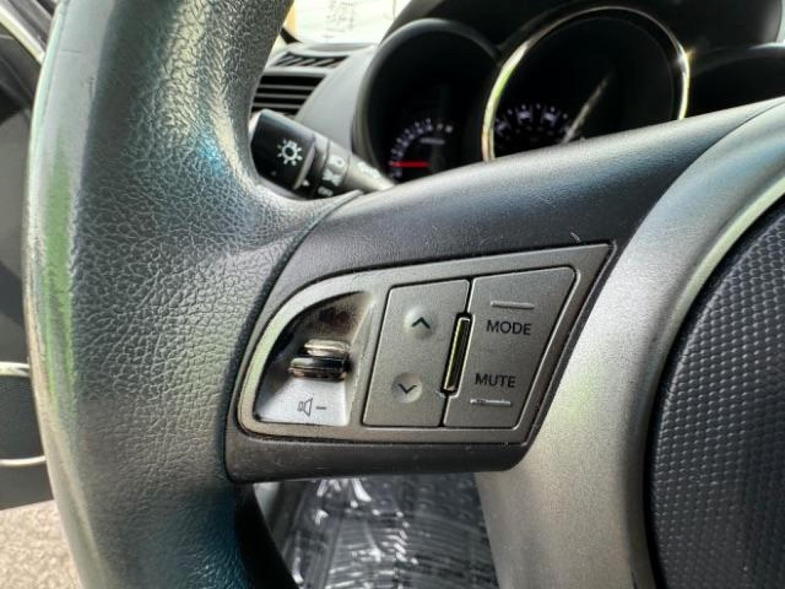 2011 Bright Silver Metall /Black Cloth Interior Kia Soul + (KNDJT2A22B7) with an 2.0L L4 DOHC 16V engine, 5-Speed Manual transmission, located at 1865 East Red Hills Pkwy, St. George, 84770, (435) 628-0023, 37.120850, -113.543640 - Photo #20
