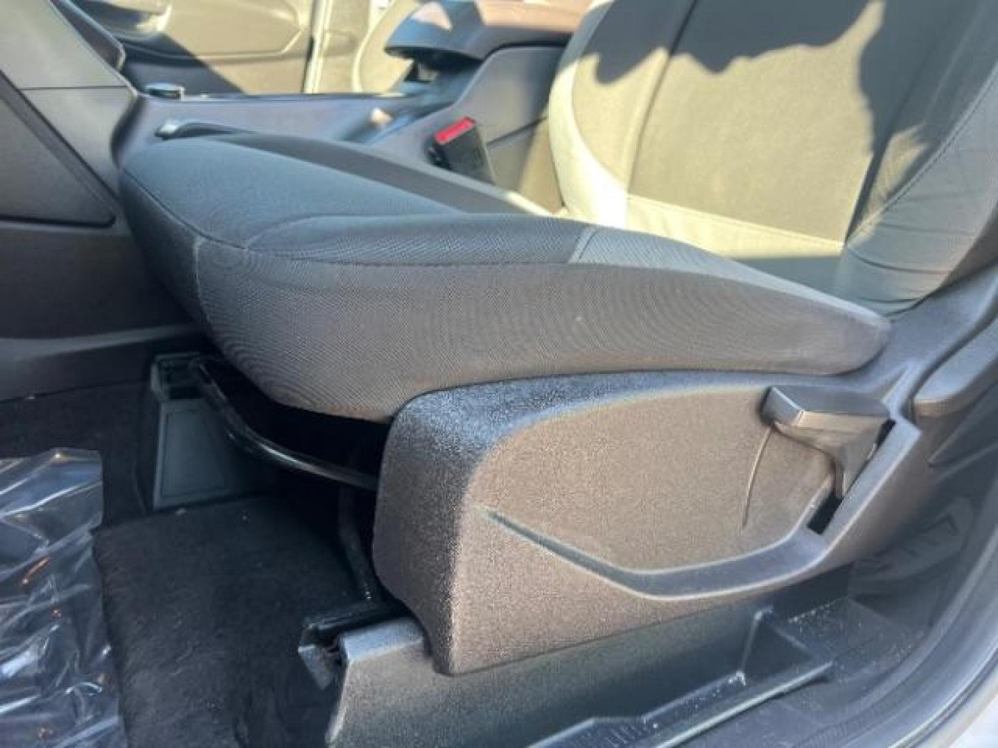 2015 Oxford White /Charcoal Black Ford Escape S FWD (1FMCU0F75FU) with an 2.5L L4 DOHC 16V engine, 6-Speed Automatic transmission, located at 1865 East Red Hills Pkwy, St. George, 84770, (435) 628-0023, 37.120850, -113.543640 - We specialize in helping ALL people get the best financing available. No matter your credit score, good, bad or none we can get you an amazing rate. Had a bankruptcy, divorce, or repossessions? We give you the green light to get your credit back on the road. Low down and affordable payments that fit - Photo#13