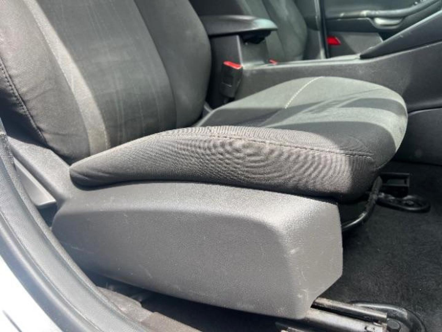 2016 Magnetic Metallic /Charcoal Black Insert w/Warm Steel Surround, cloth Ford Focus SE Hatch (1FADP3K28GL) with an 2.0L L4 DOHC 16V engine, 6-Speed Automatic transmission, located at 1865 East Red Hills Pkwy, St. George, 84770, (435) 628-0023, 37.120850, -113.543640 - We specialize in helping ALL people get the best financing available. No matter your credit score, good, bad or none we can get you an amazing rate. Had a bankruptcy, divorce, or repossessions? We give you the green light to get your credit back on the road. Low down and affordable payments that fit - Photo#27