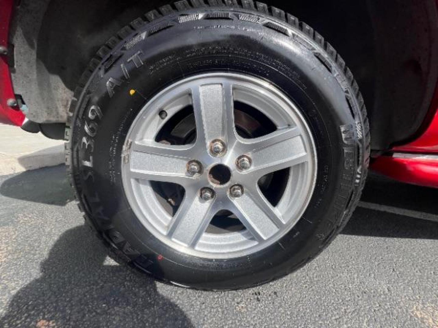 2004 Flame Red /Dark Khaki/Light Graystone Leather Interior Dodge Durango Limited 2WD (1D8HD58D14F) with an 5.7L V8 OHV 16V engine, 5-Speed Automatic transmission, located at 1865 East Red Hills Pkwy, St. George, 84770, (435) 628-0023, 37.120850, -113.543640 - We specialize in helping ALL people get the best financing available. No matter your credit score, good, bad or none we can get you an amazing rate. Had a bankruptcy, divorce, or repossessions? We give you the green light to get your credit back on the road. Low down and affordable payments that fit - Photo#9