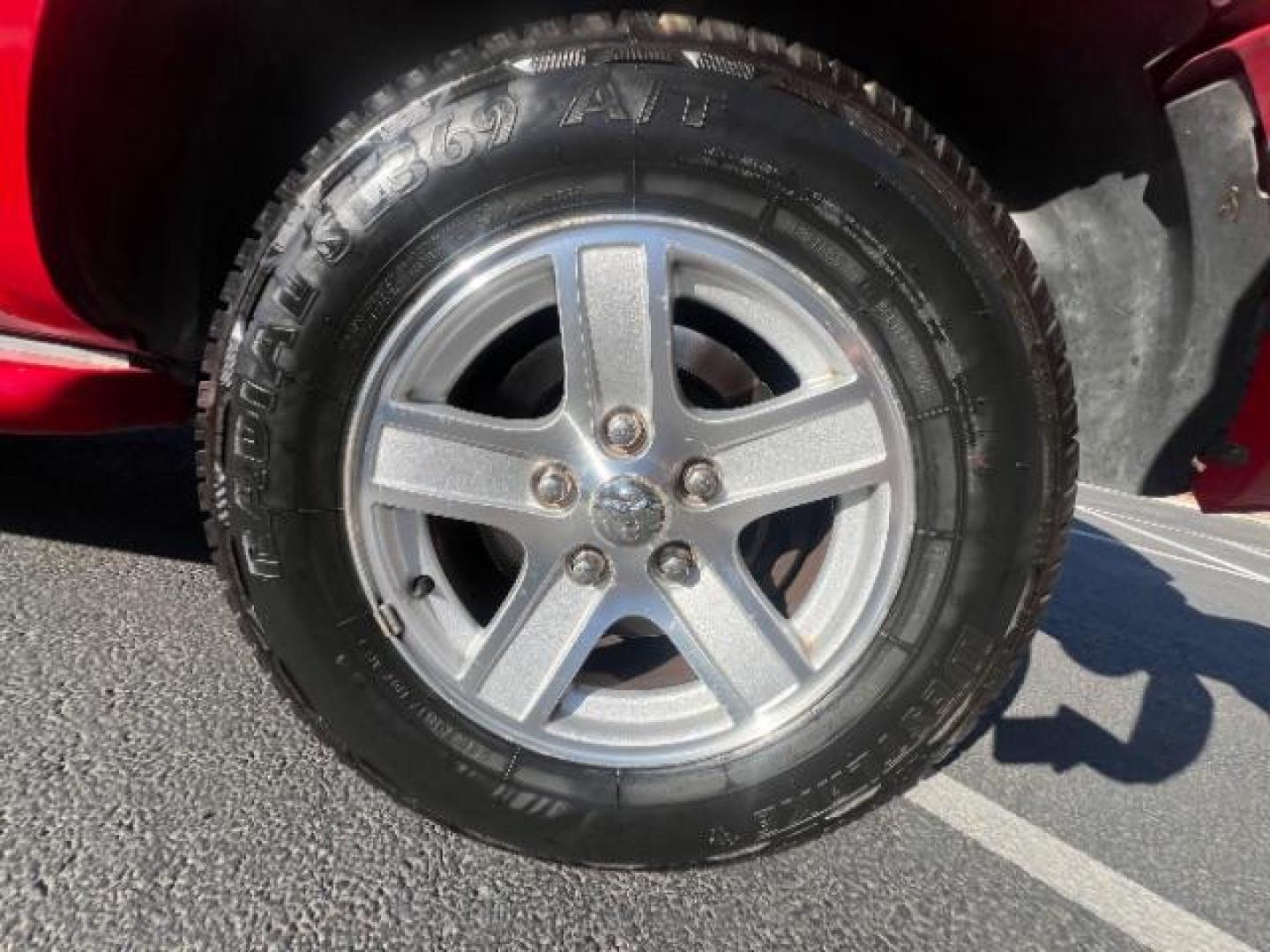 2004 Flame Red /Dark Khaki/Light Graystone Leather Interior Dodge Durango Limited 2WD (1D8HD58D14F) with an 5.7L V8 OHV 16V engine, 5-Speed Automatic transmission, located at 1865 East Red Hills Pkwy, St. George, 84770, (435) 628-0023, 37.120850, -113.543640 - We specialize in helping ALL people get the best financing available. No matter your credit score, good, bad or none we can get you an amazing rate. Had a bankruptcy, divorce, or repossessions? We give you the green light to get your credit back on the road. Low down and affordable payments that fit- Photo#8