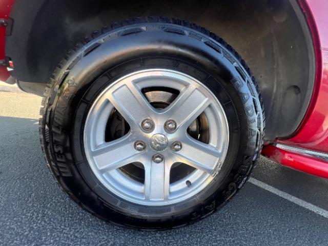 2004 Flame Red /Dark Khaki/Light Graystone Leather Interior Dodge Durango Limited 2WD (1D8HD58D14F) with an 5.7L V8 OHV 16V engine, 5-Speed Automatic transmission, located at 1865 East Red Hills Pkwy, St. George, 84770, (435) 628-0023, 37.120850, -113.543640 - We specialize in helping ALL people get the best financing available. No matter your credit score, good, bad or none we can get you an amazing rate. Had a bankruptcy, divorce, or repossessions? We give you the green light to get your credit back on the road. Low down and affordable payments that fit - Photo#9