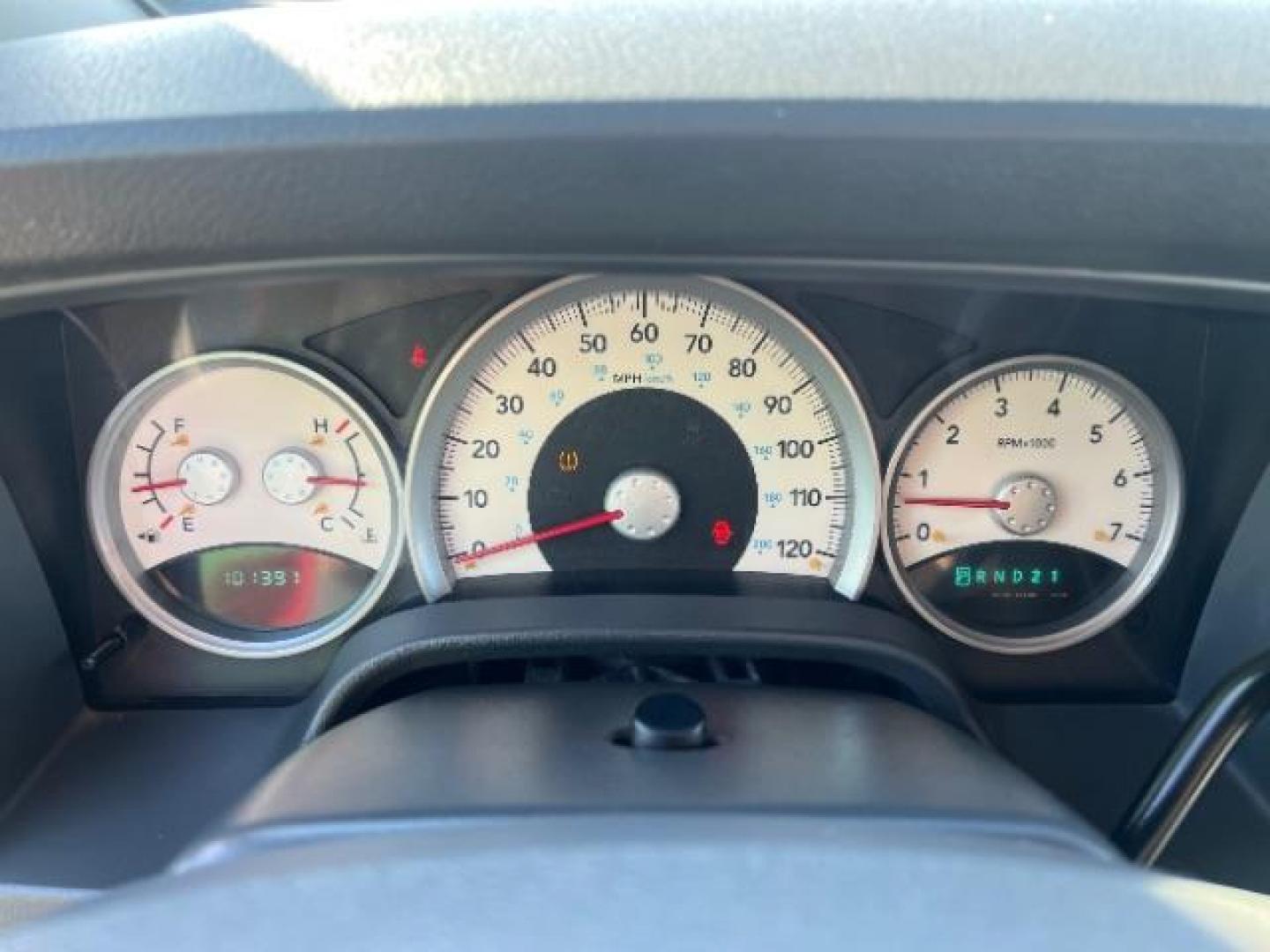 2004 Flame Red /Dark Khaki/Light Graystone Leather Interior Dodge Durango Limited 2WD (1D8HD58D14F) with an 5.7L V8 OHV 16V engine, 5-Speed Automatic transmission, located at 1865 East Red Hills Pkwy, St. George, 84770, (435) 628-0023, 37.120850, -113.543640 - We specialize in helping ALL people get the best financing available. No matter your credit score, good, bad or none we can get you an amazing rate. Had a bankruptcy, divorce, or repossessions? We give you the green light to get your credit back on the road. Low down and affordable payments that fit- Photo#16