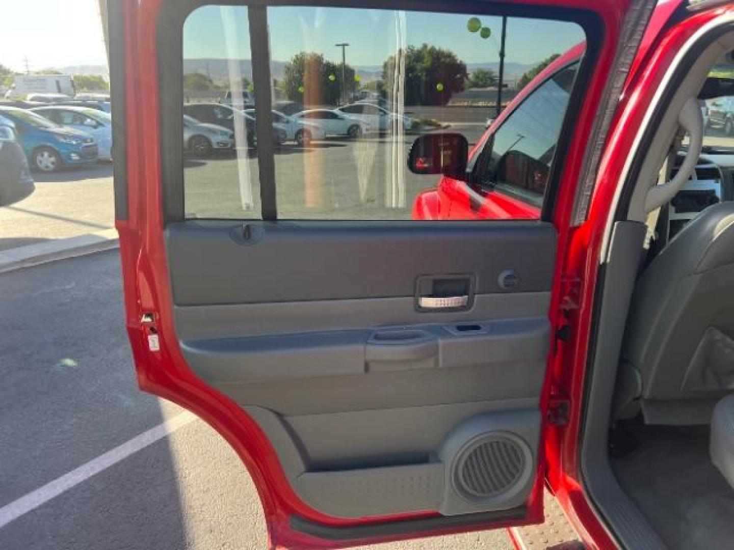 2004 Flame Red /Dark Khaki/Light Graystone Leather Interior Dodge Durango Limited 2WD (1D8HD58D14F) with an 5.7L V8 OHV 16V engine, 5-Speed Automatic transmission, located at 1865 East Red Hills Pkwy, St. George, 84770, (435) 628-0023, 37.120850, -113.543640 - We specialize in helping ALL people get the best financing available. No matter your credit score, good, bad or none we can get you an amazing rate. Had a bankruptcy, divorce, or repossessions? We give you the green light to get your credit back on the road. Low down and affordable payments that fit- Photo#19