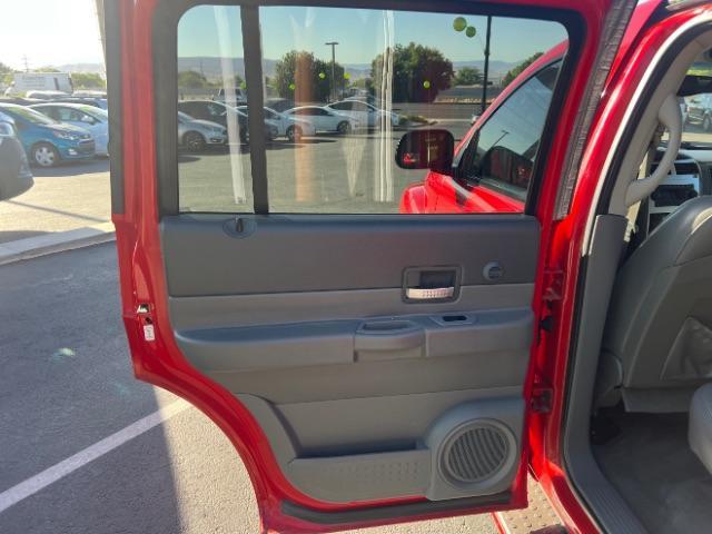 2004 Flame Red /Dark Khaki/Light Graystone Leather Interior Dodge Durango Limited 2WD (1D8HD58D14F) with an 5.7L V8 OHV 16V engine, 5-Speed Automatic transmission, located at 1865 East Red Hills Pkwy, St. George, 84770, (435) 628-0023, 37.120850, -113.543640 - We specialize in helping ALL people get the best financing available. No matter your credit score, good, bad or none we can get you an amazing rate. Had a bankruptcy, divorce, or repossessions? We give you the green light to get your credit back on the road. Low down and affordable payments that fit - Photo#19