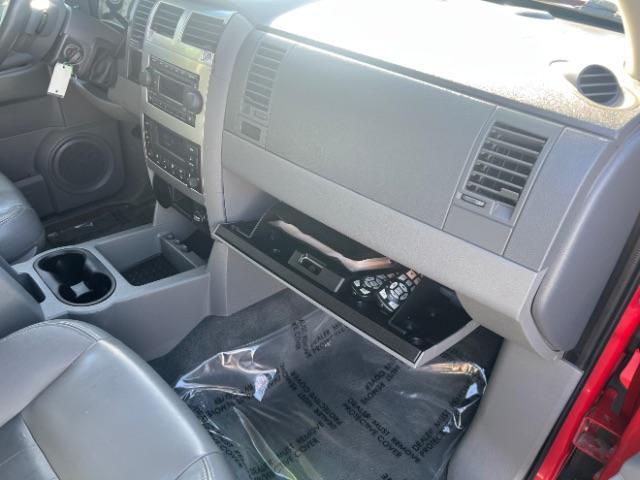 2004 Flame Red /Dark Khaki/Light Graystone Leather Interior Dodge Durango Limited 2WD (1D8HD58D14F) with an 5.7L V8 OHV 16V engine, 5-Speed Automatic transmission, located at 1865 East Red Hills Pkwy, St. George, 84770, (435) 628-0023, 37.120850, -113.543640 - We specialize in helping ALL people get the best financing available. No matter your credit score, good, bad or none we can get you an amazing rate. Had a bankruptcy, divorce, or repossessions? We give you the green light to get your credit back on the road. Low down and affordable payments that fit - Photo#30