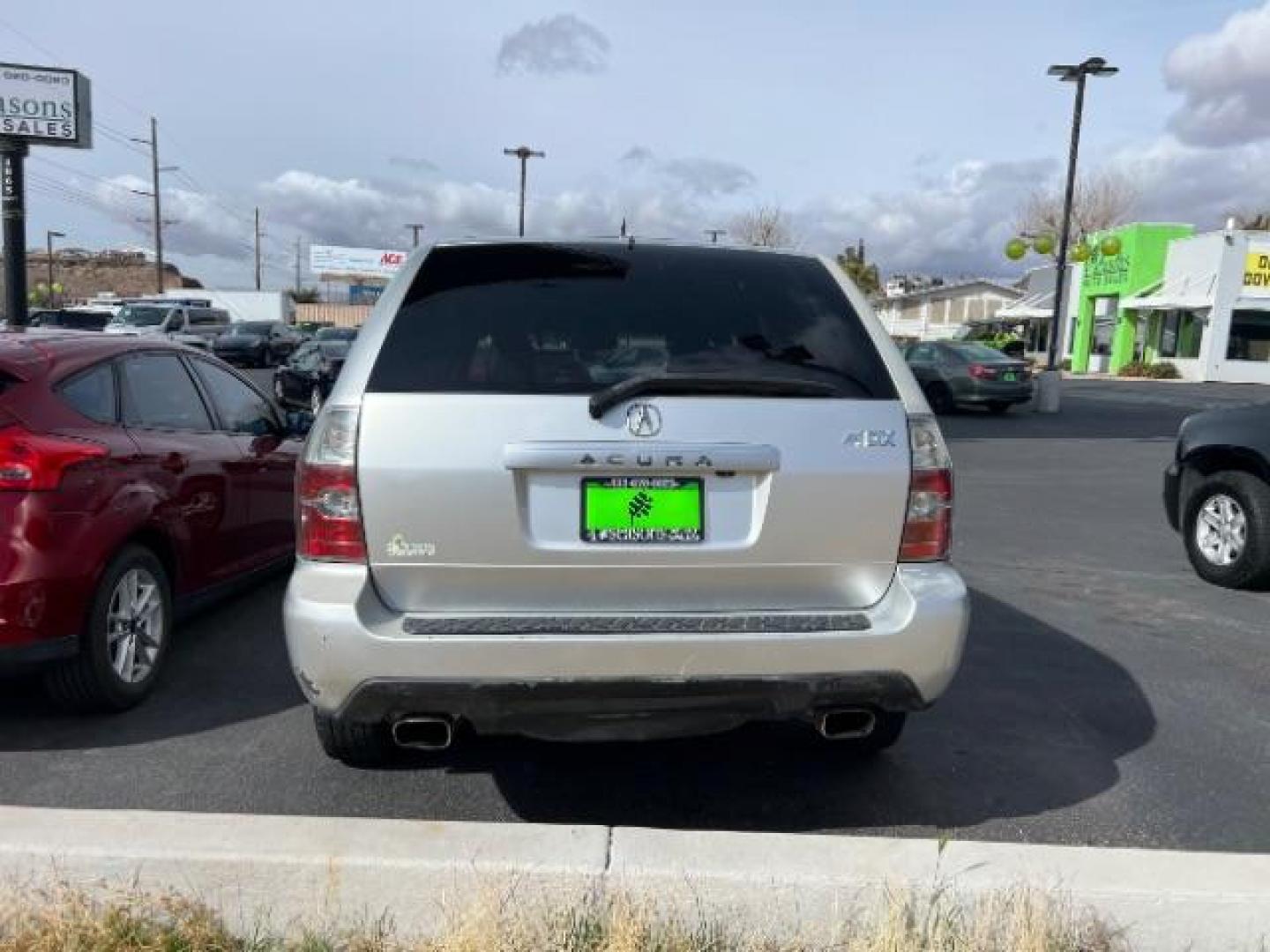 2005 Billet Silver Metall /Quartz Leather Inter Acura MDX Touring with Navigat (2HNYD18925H) with an 3.5L V6 SOHC 24V engine, 5-Speed Automatic transmission, located at 1865 East Red Hills Pkwy, St. George, 84770, (435) 628-0023, 37.120850, -113.543640 - This vehicle is a Mechanic Special. This means it will need some love. Runs a drives fine but has body damage, leaks or other mechanical issues. It did NOT pass our 50 point inspection. Get a great deal on a less than perfect car. These cars do NOT qualify for our in house financing. Cash and carry, - Photo#4