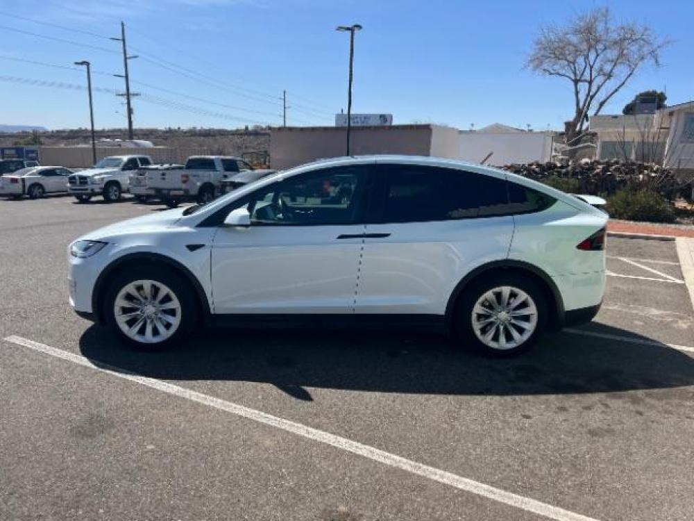 2019 Pearl White Multi-Coat /All Black, leatherette Tesla Model X Standard Range (5YJXCAE21KF) with an ELECTRIC engine, 1-Speed Automatic transmission, located at 1865 East Red Hills Pkwy, St. George, 84770, (435) 628-0023, 37.120850, -113.543640 - Photo #7