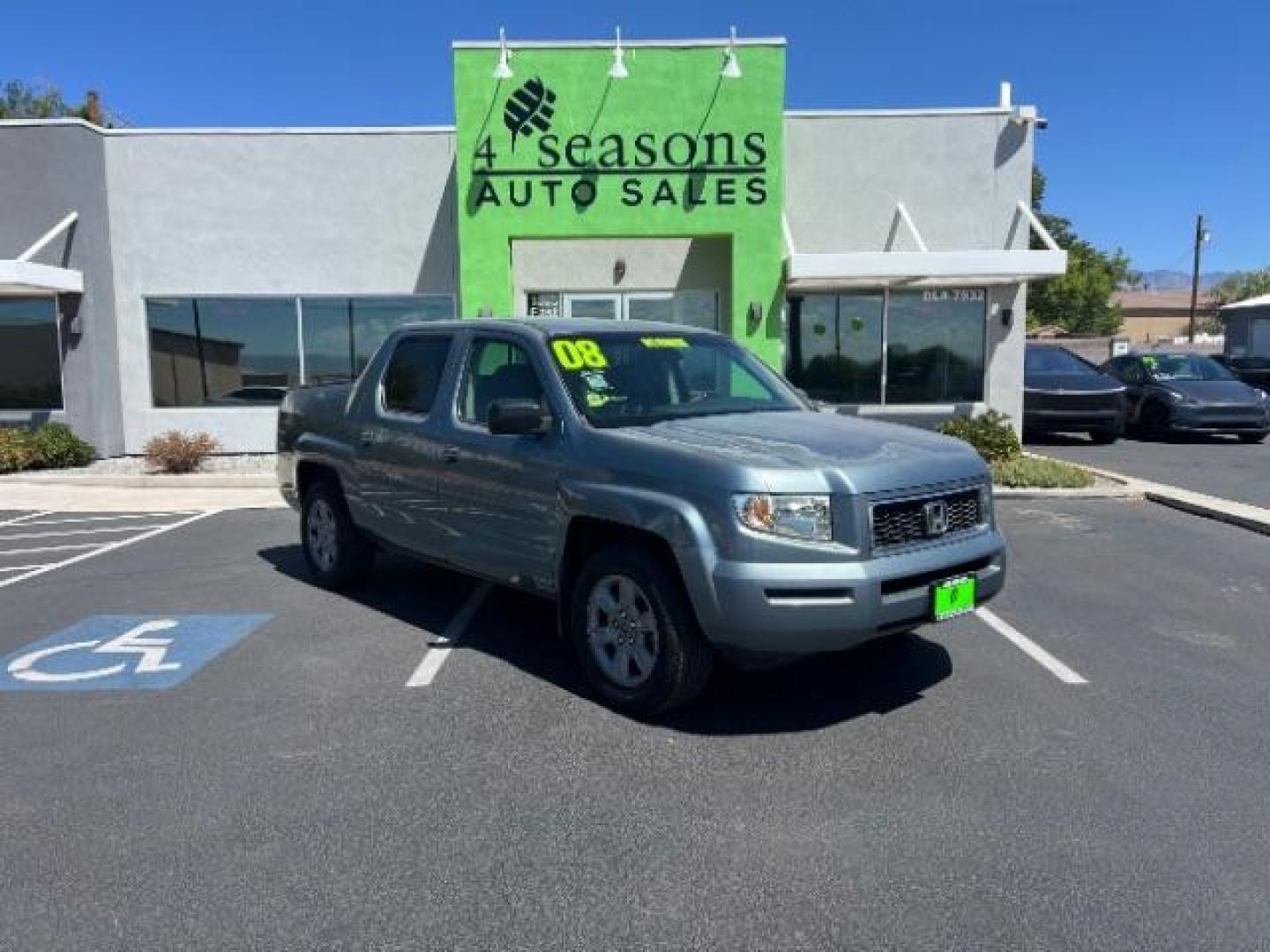 2008 Steel Blue Metallic /Gray Cloth Interior Honda Ridgeline RTX (2HJYK16368H) with an 3.5L V6 SOHC 24V engine, 5-Speed Automatic transmission, located at 940 North Main Street, Cedar City, UT, 84720, (435) 628-0023, 37.692936, -113.061897 - We specialize in helping ALL people get the best financing available. No matter your credit score, good, bad or none we can get you an amazing rate. Had a bankruptcy, divorce, or repossessions? We give you the green light to get your credit back on the road. Low down and affordable payments that fit - Photo#0