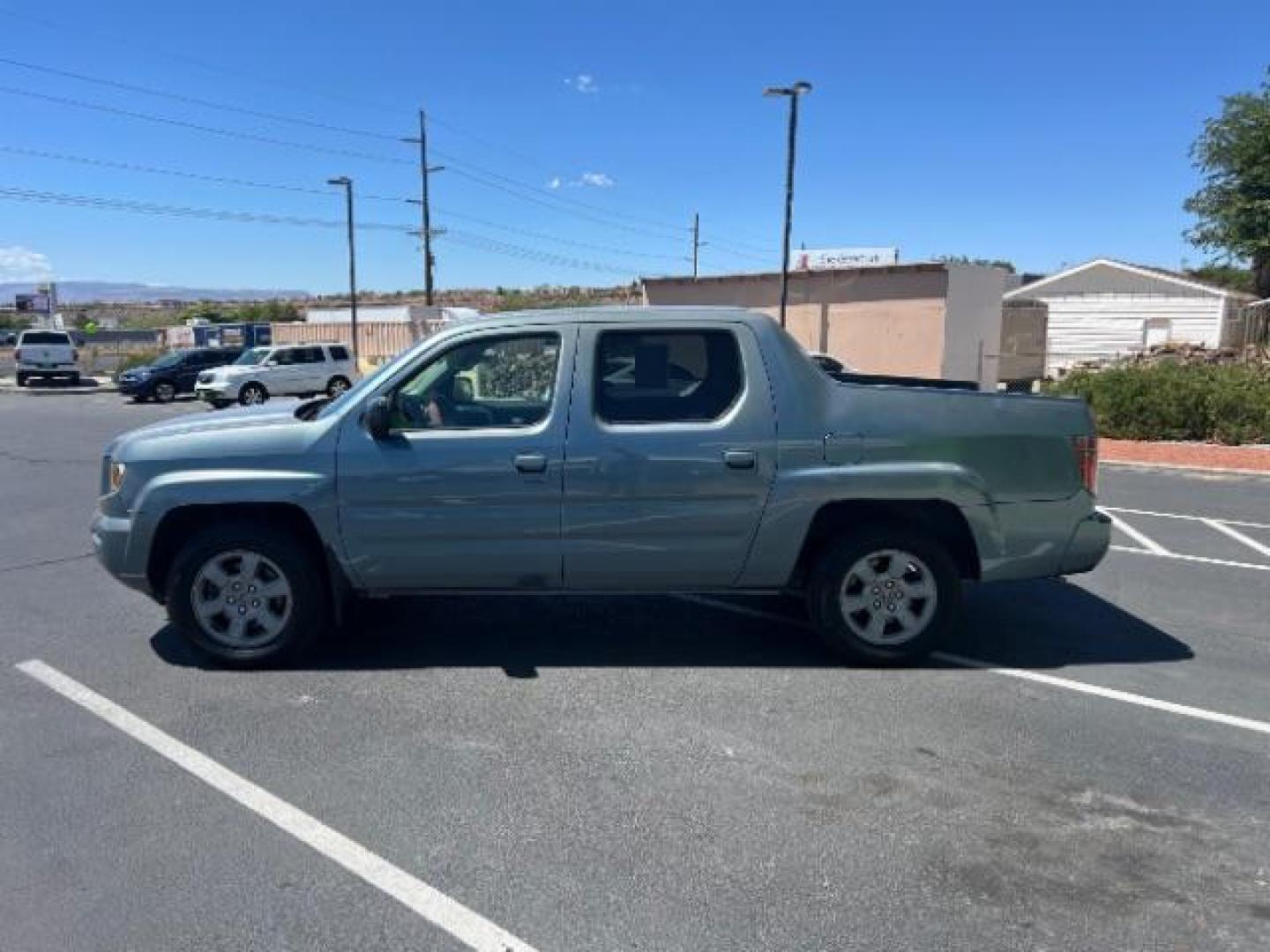 2008 Steel Blue Metallic /Gray Cloth Interior Honda Ridgeline RTX (2HJYK16368H) with an 3.5L V6 SOHC 24V engine, 5-Speed Automatic transmission, located at 940 North Main Street, Cedar City, UT, 84720, (435) 628-0023, 37.692936, -113.061897 - We specialize in helping ALL people get the best financing available. No matter your credit score, good, bad or none we can get you an amazing rate. Had a bankruptcy, divorce, or repossessions? We give you the green light to get your credit back on the road. Low down and affordable payments that fit - Photo#3