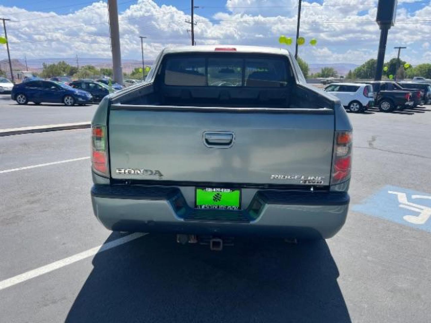 2008 Steel Blue Metallic /Gray Cloth Interior Honda Ridgeline RTX (2HJYK16368H) with an 3.5L V6 SOHC 24V engine, 5-Speed Automatic transmission, located at 940 North Main Street, Cedar City, UT, 84720, (435) 628-0023, 37.692936, -113.061897 - We specialize in helping ALL people get the best financing available. No matter your credit score, good, bad or none we can get you an amazing rate. Had a bankruptcy, divorce, or repossessions? We give you the green light to get your credit back on the road. Low down and affordable payments that fit - Photo#5