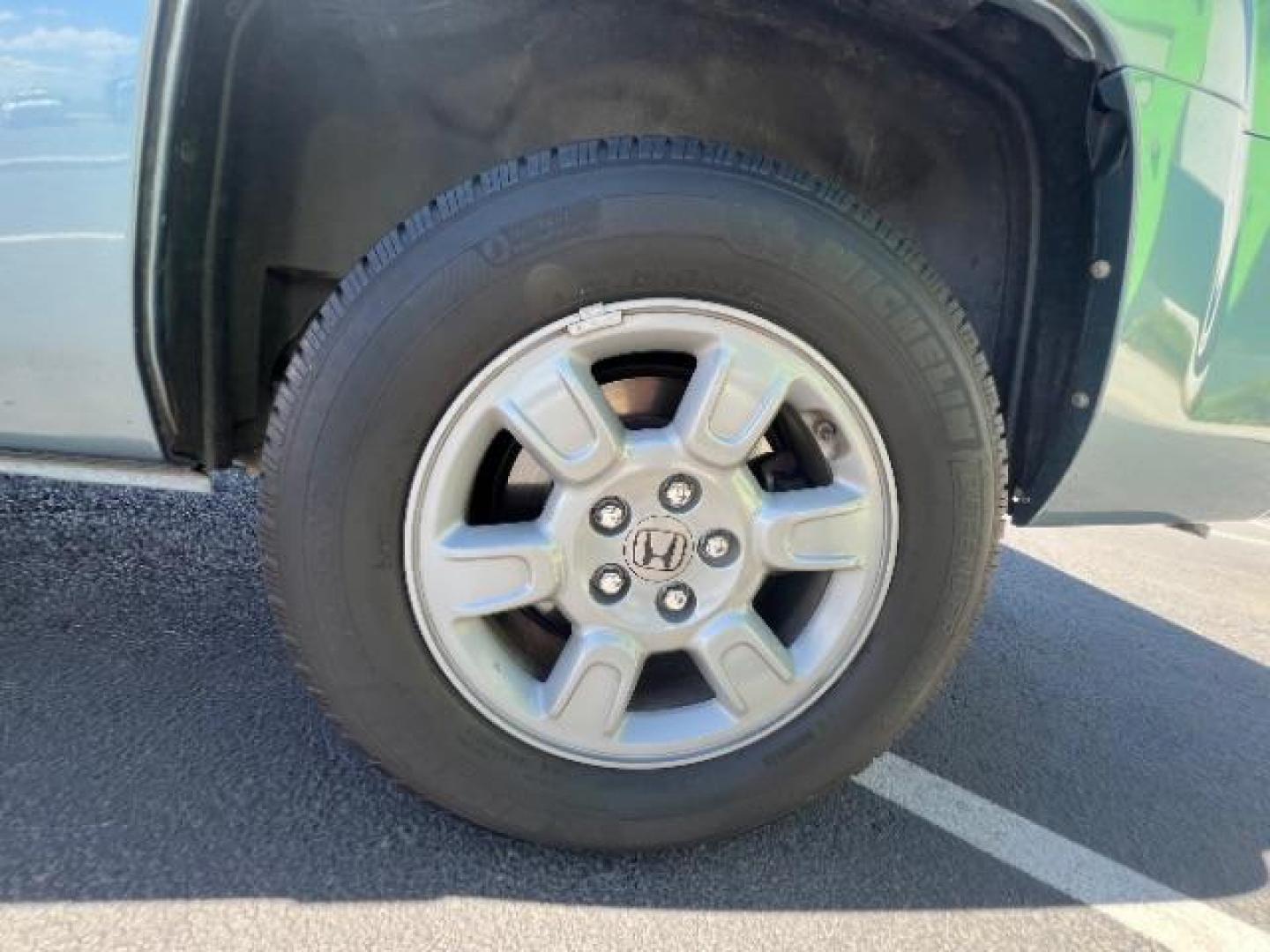 2008 Steel Blue Metallic /Gray Cloth Interior Honda Ridgeline RTX (2HJYK16368H) with an 3.5L V6 SOHC 24V engine, 5-Speed Automatic transmission, located at 940 North Main Street, Cedar City, UT, 84720, (435) 628-0023, 37.692936, -113.061897 - We specialize in helping ALL people get the best financing available. No matter your credit score, good, bad or none we can get you an amazing rate. Had a bankruptcy, divorce, or repossessions? We give you the green light to get your credit back on the road. Low down and affordable payments that fit - Photo#10