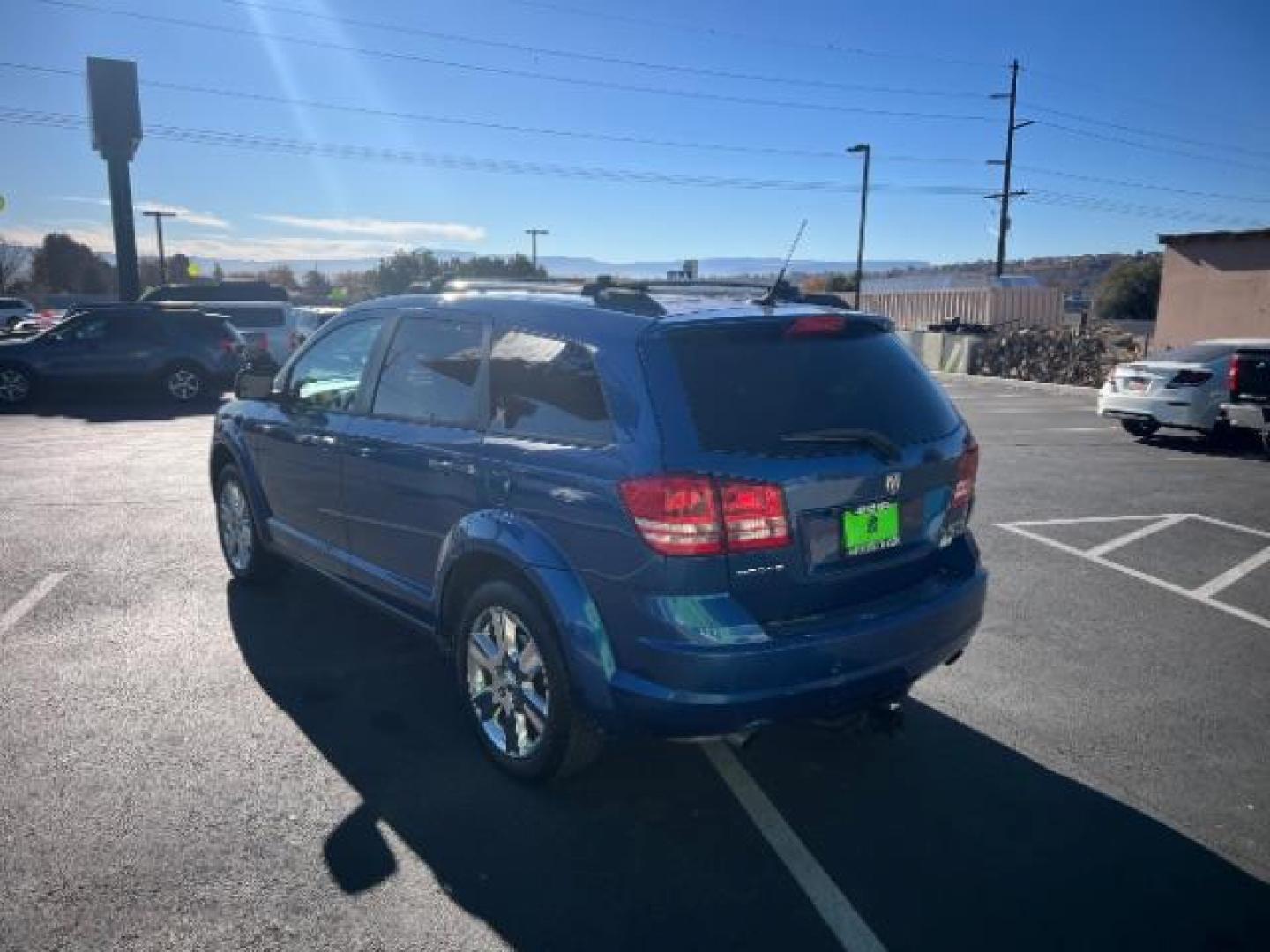 2010 Deep Water Blue /Dark Slate Gray Cloth Interior Dodge Journey SXT (3D4PG5FV7AT) with an 3.5L V6 SOHC 24V engine, 6-Speed Automatic transmission, located at 1865 East Red Hills Pkwy, St. George, 84770, (435) 628-0023, 37.120850, -113.543640 - We specialize in helping ALL people get the best financing available. No matter your credit score, good, bad or none we can get you an amazing rate. Had a bankruptcy, divorce, or repossessions? We give you the green light to get your credit back on the road. Low down and affordable payments that fit - Photo#4