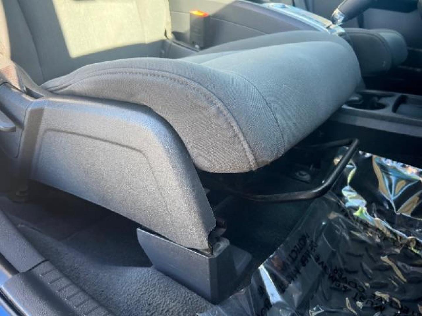 2010 Deep Water Blue /Dark Slate Gray Cloth Interior Dodge Journey SXT (3D4PG5FV7AT) with an 3.5L V6 SOHC 24V engine, 6-Speed Automatic transmission, located at 1865 East Red Hills Pkwy, St. George, 84770, (435) 628-0023, 37.120850, -113.543640 - We specialize in helping ALL people get the best financing available. No matter your credit score, good, bad or none we can get you an amazing rate. Had a bankruptcy, divorce, or repossessions? We give you the green light to get your credit back on the road. Low down and affordable payments that fit - Photo#31