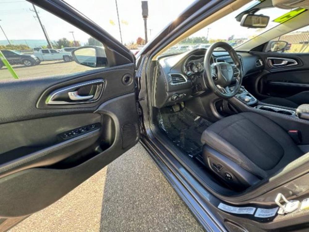 2015 Granite Crystal Met CC Chrysler 200 Limited (1C3CCCAB5FN) with an 2.4L L4 DOHC 16V engine, 9-Speed Automatic transmission, located at 1865 East Red Hills Pkwy, St. George, 84770, (435) 628-0023, 37.120850, -113.543640 - Photo #16