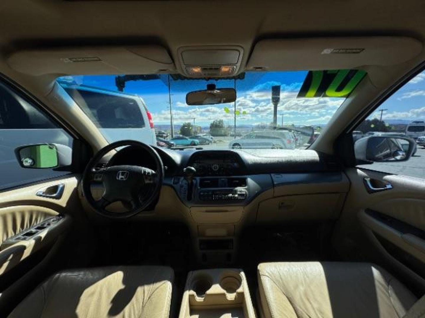 2007 Taffeta White /Ivory Leather Interior Honda Odyssey EX-L w/ DVD (5FNRL38717B) with an 3.5L V6 SOHC 24V engine, 5-Speed Automatic transmission, located at 1865 East Red Hills Pkwy, St. George, 84770, (435) 628-0023, 37.120850, -113.543640 - Photo#20