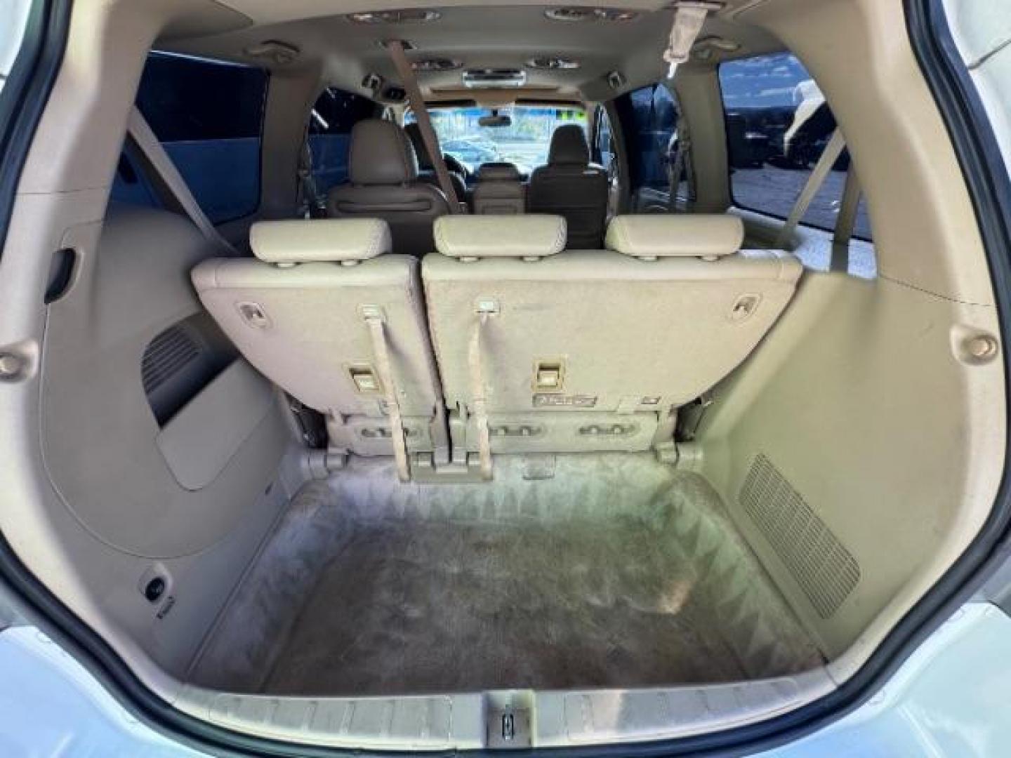 2007 Taffeta White /Ivory Leather Interior Honda Odyssey EX-L w/ DVD (5FNRL38717B) with an 3.5L V6 SOHC 24V engine, 5-Speed Automatic transmission, located at 1865 East Red Hills Pkwy, St. George, 84770, (435) 628-0023, 37.120850, -113.543640 - Photo#25