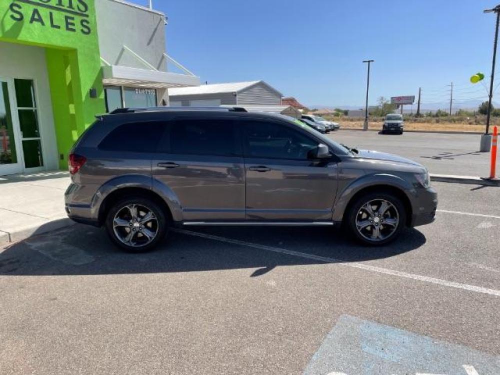 2015 Granite Crystal Met CC /Black Dodge Journey Crossroad FWD (3C4PDCGB7FT) with an 2.4L L4 DOHC 16V engine, 4-Speed Automatic transmission, located at 1865 East Red Hills Pkwy, St. George, 84770, (435) 628-0023, 37.120850, -113.543640 - Photo #7