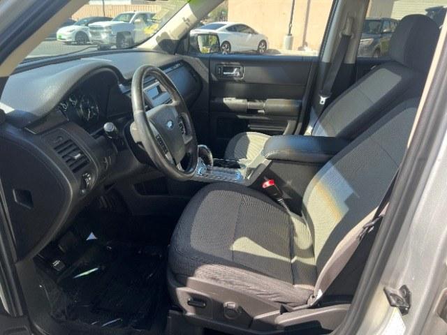 2011 Ingot Silver Metallic /Medium Light Stone Cloth Interior Ford Flex SE FWD (2FMGK5BC4BB) with an 3.5L V6 DOHC 24V engine, 6-Speed Automatic Overdrive transmission, located at 1865 East Red Hills Pkwy, St. George, 84770, (435) 628-0023, 37.120850, -113.543640- Photo#14