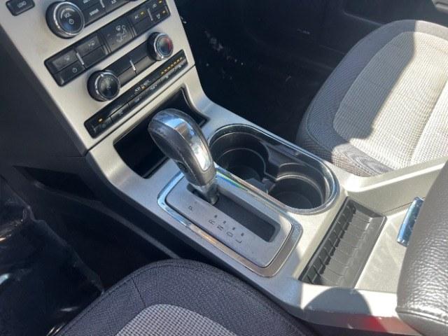 2011 Ingot Silver Metallic /Medium Light Stone Cloth Interior Ford Flex SE FWD (2FMGK5BC4BB) with an 3.5L V6 DOHC 24V engine, 6-Speed Automatic Overdrive transmission, located at 1865 East Red Hills Pkwy, St. George, 84770, (435) 628-0023, 37.120850, -113.543640- Photo#18