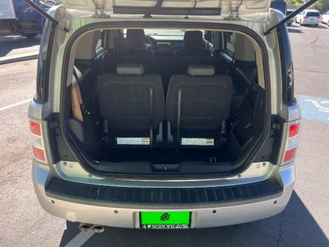 2011 Ingot Silver Metallic /Medium Light Stone Cloth Interior Ford Flex SE FWD (2FMGK5BC4BB) with an 3.5L V6 DOHC 24V engine, 6-Speed Automatic Overdrive transmission, located at 1865 East Red Hills Pkwy, St. George, 84770, (435) 628-0023, 37.120850, -113.543640- Photo#26