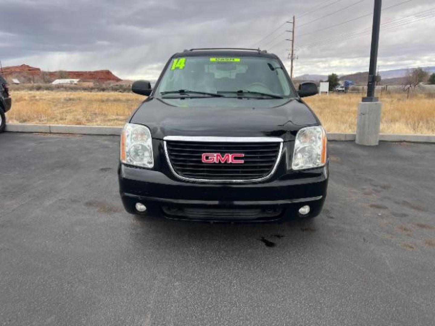 2014 Onyx Black /Light Titanium GMC Yukon XL SLT 1/2 Ton 2WD (1GKS1KE08ER) with an 5.3L V8 OHV 16V FFV engine, 6-Speed Automatic transmission, located at 1865 East Red Hills Pkwy, St. George, 84770, (435) 628-0023, 37.120850, -113.543640 - This vehicle is a Mechanic Special. This means it will need some love. Runs a drives fine but has body damage, leaks or other mechanical issues. It did NOT pass our 50 point inspection. Get a great deal on a less than perfect car. These cars do NOT qualify for our in house financing. Cash and carry, - Photo#1