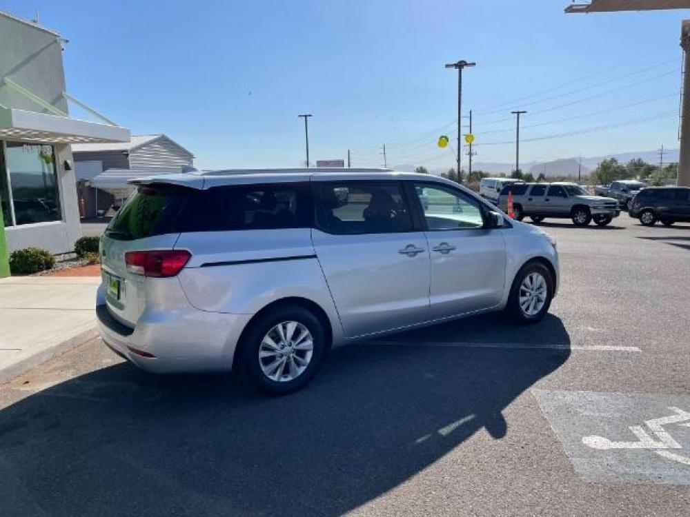 2016 Bright Silver /Gray, cloth Kia Sedona LX (KNDMB5C17G6) with an 3.3L V6 DOHC 24V engine, 6-Speed Automatic transmission, located at 1865 East Red Hills Pkwy, St. George, 84770, (435) 628-0023, 37.120850, -113.543640 - We specialize in helping ALL people get the best financing available. No matter your credit score, good, bad or none we can get you an amazing rate. Had a bankruptcy, divorce, or repossessions? We give you the green light to get your credit back on the road. Low down and affordable payments that fit - Photo #10