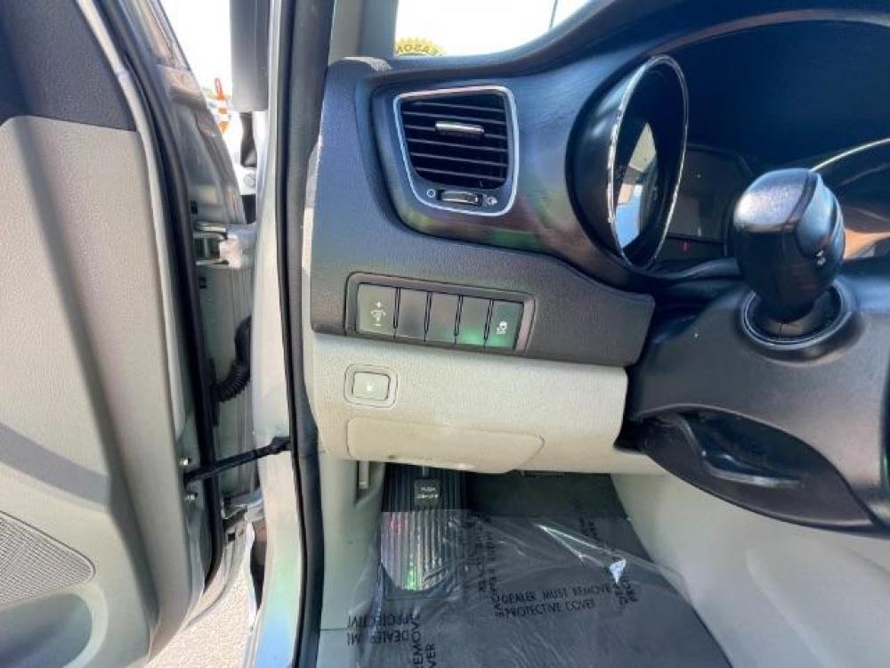 2016 Bright Silver /Gray, cloth Kia Sedona LX (KNDMB5C17G6) with an 3.3L V6 DOHC 24V engine, 6-Speed Automatic transmission, located at 1865 East Red Hills Pkwy, St. George, 84770, (435) 628-0023, 37.120850, -113.543640 - We specialize in helping ALL people get the best financing available. No matter your credit score, good, bad or none we can get you an amazing rate. Had a bankruptcy, divorce, or repossessions? We give you the green light to get your credit back on the road. Low down and affordable payments that fit - Photo #19