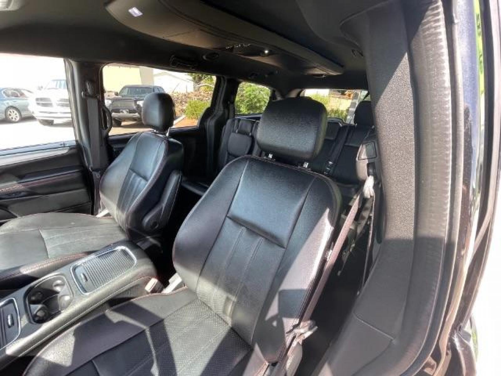 2019 Black /Black Leather Interior Dodge Grand Caravan GT (2C4RDGEG2KR) with an 3.6L V6 DOHC 24V engine, 6-Speed Automatic transmission, located at 1865 East Red Hills Pkwy, St. George, 84770, (435) 628-0023, 37.120850, -113.543640 - We specialize in helping ALL people get the best financing available. No matter your credit score, good, bad or none we can get you an amazing rate. Had a bankruptcy, divorce, or repossessions? We give you the green light to get your credit back on the road. Low down and affordable payments that fit - Photo #13