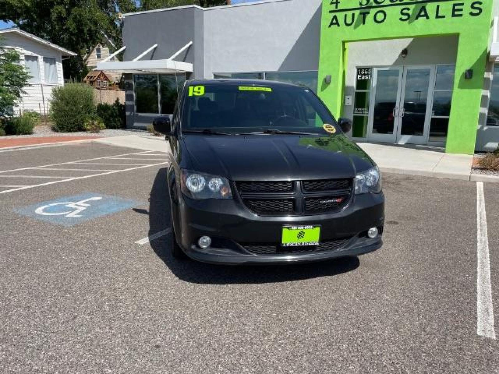 2019 Black /Black Leather Interior Dodge Grand Caravan GT (2C4RDGEG2KR) with an 3.6L V6 DOHC 24V engine, 6-Speed Automatic transmission, located at 1865 East Red Hills Pkwy, St. George, 84770, (435) 628-0023, 37.120850, -113.543640 - We specialize in helping ALL people get the best financing available. No matter your credit score, good, bad or none we can get you an amazing rate. Had a bankruptcy, divorce, or repossessions? We give you the green light to get your credit back on the road. Low down and affordable payments that fit - Photo #2