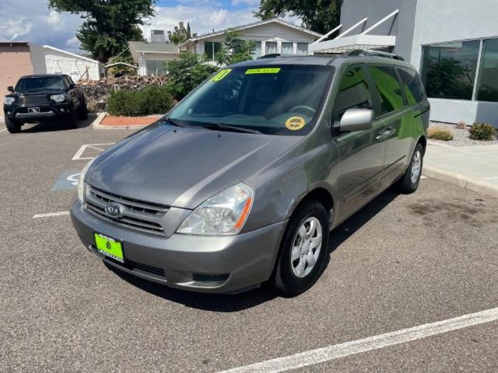 2010 Clear Silver Metallic /Gray Cloth Interior Kia Sedona LX LWB (KNDMG4C33A6) with an 3.8L V6 DOHC 24V engine, 5-Speed Automatic transmission, located at 1865 East Red Hills Pkwy, St. George, 84770, (435) 628-0023, 37.120850, -113.543640 - We specialize in helping ALL people get the best financing available. No matter your credit score, good, bad or none we can get you an amazing rate. Had a bankruptcy, divorce, or repossessions? We give you the green light to get your credit back on the road. Low down and affordable payments that fit - Photo #3