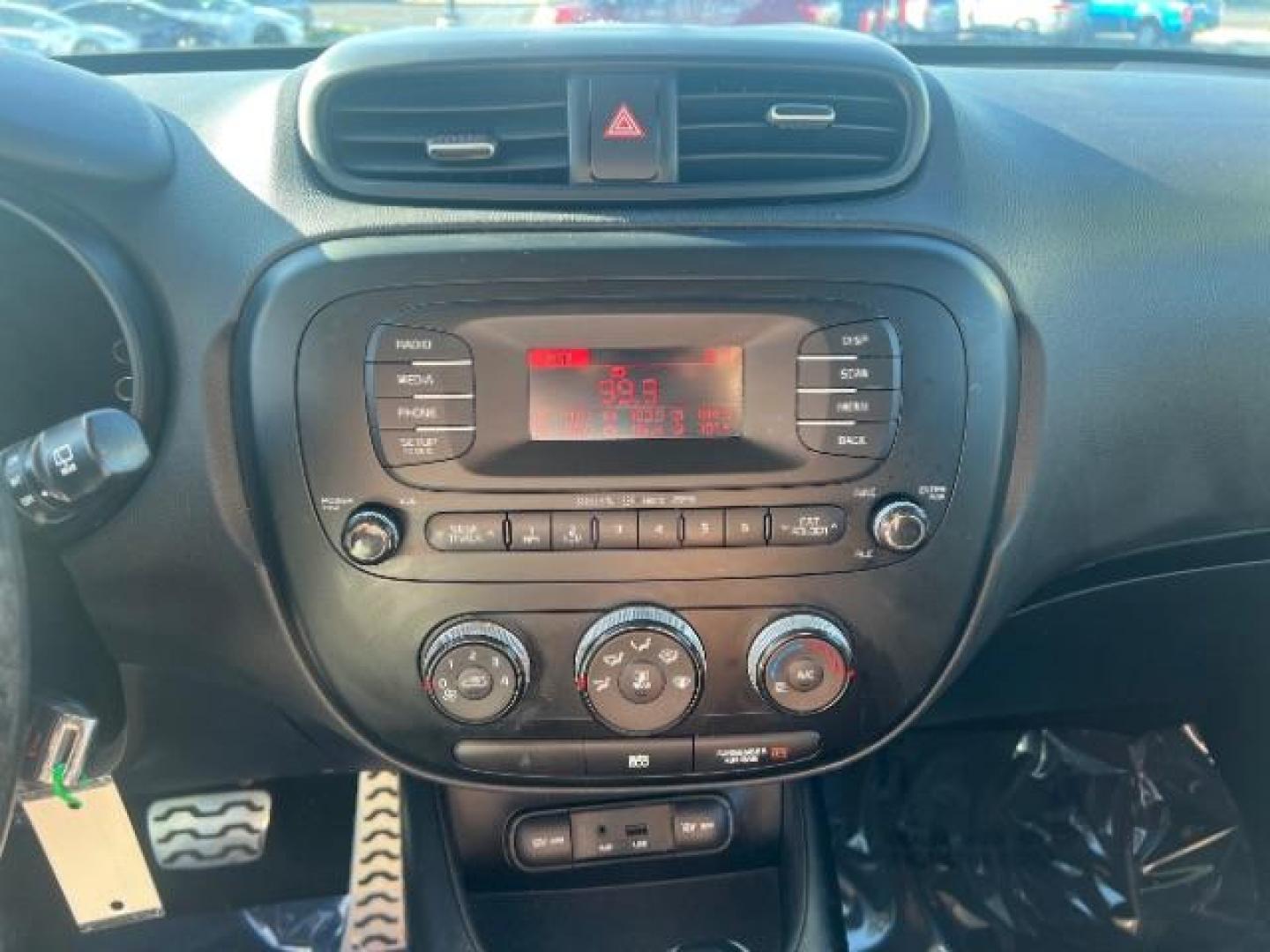 2014 Clear White /Black Kia Soul Base (KNDJN2A28E7) with an 1.6L L4 DOHC 16V engine, 6-Speed Automatic transmission, located at 940 North Main Street, Cedar City, UT, 84720, (435) 628-0023, 37.692936, -113.061897 - We specialize in helping ALL people get the best financing available. No matter your credit score, good, bad or none we can get you an amazing rate. Had a bankruptcy, divorce, or repossessions? We give you the green light to get your credit back on the road. Low down and affordable payments that fit - Photo#16